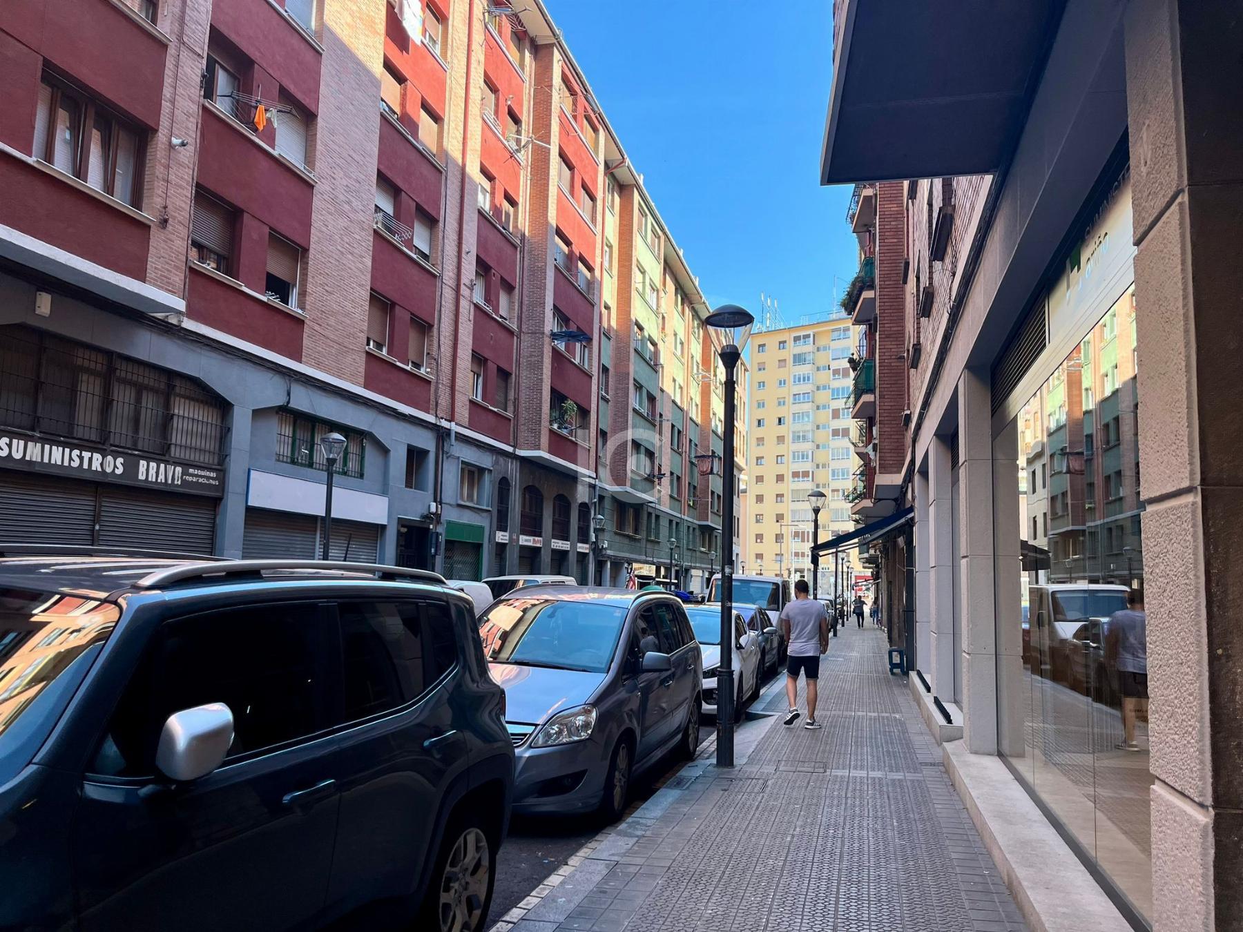 For sale of flat in Bilbao