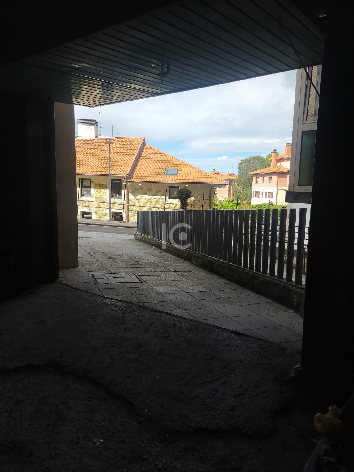For sale of storage room in Berango