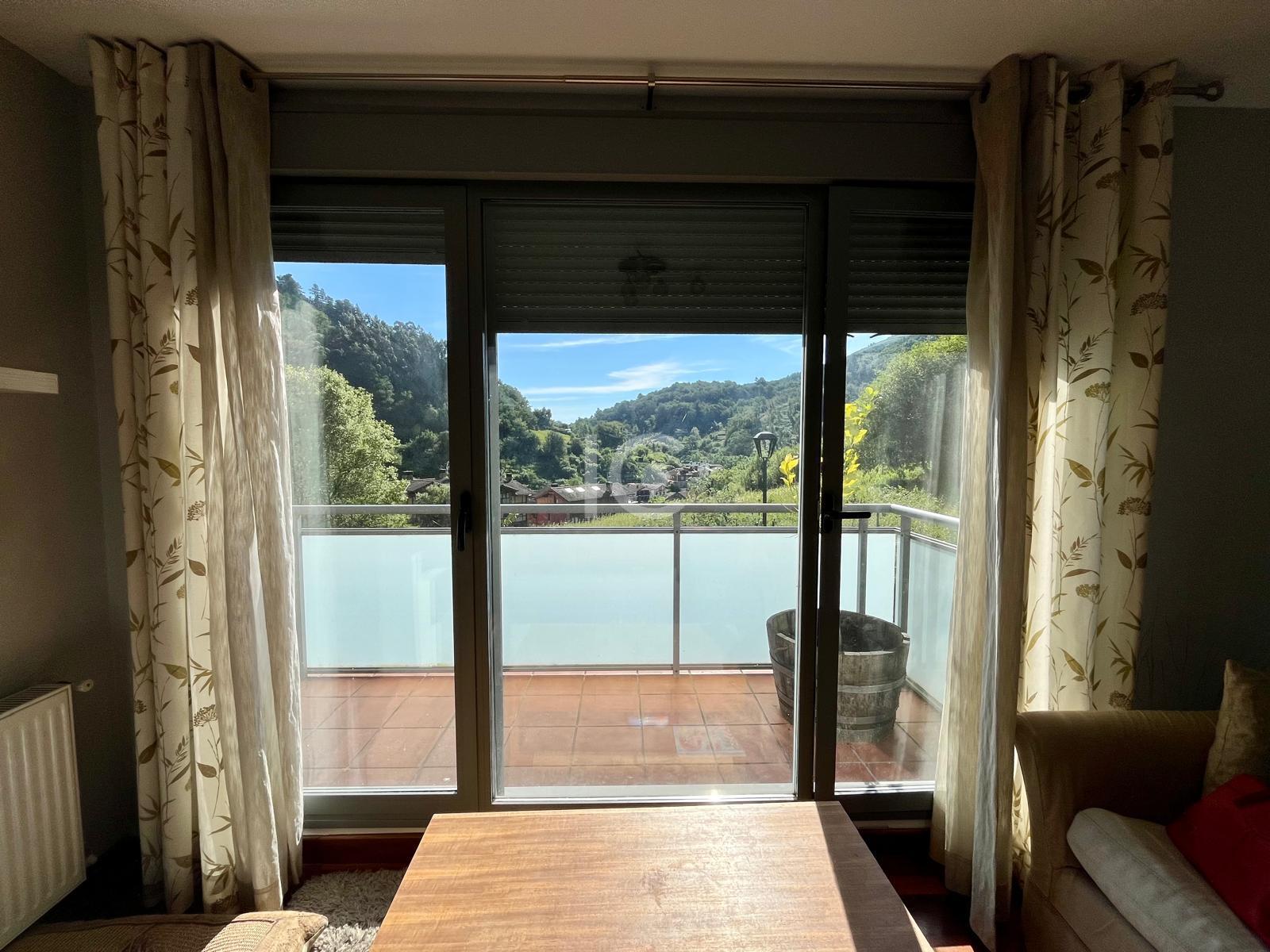 For sale of chalet in Barakaldo