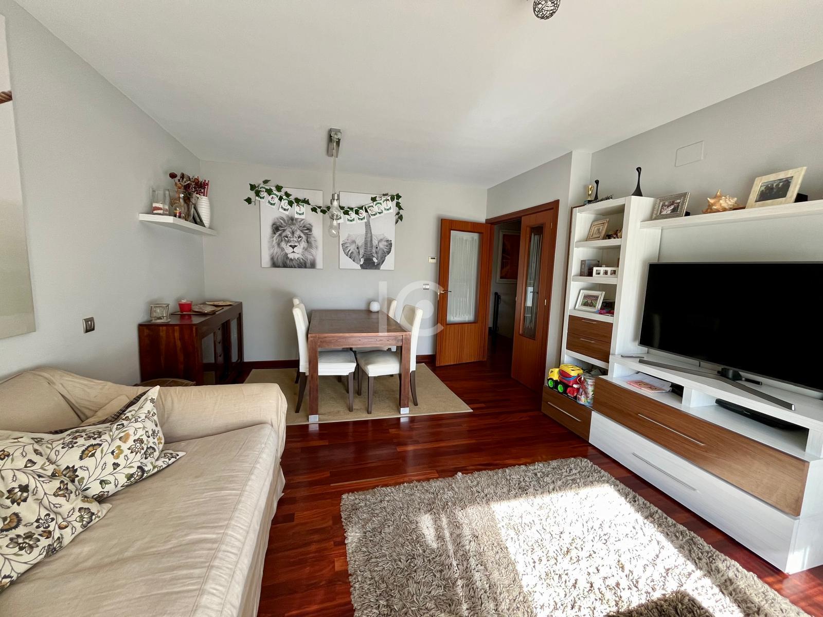 For sale of chalet in Barakaldo