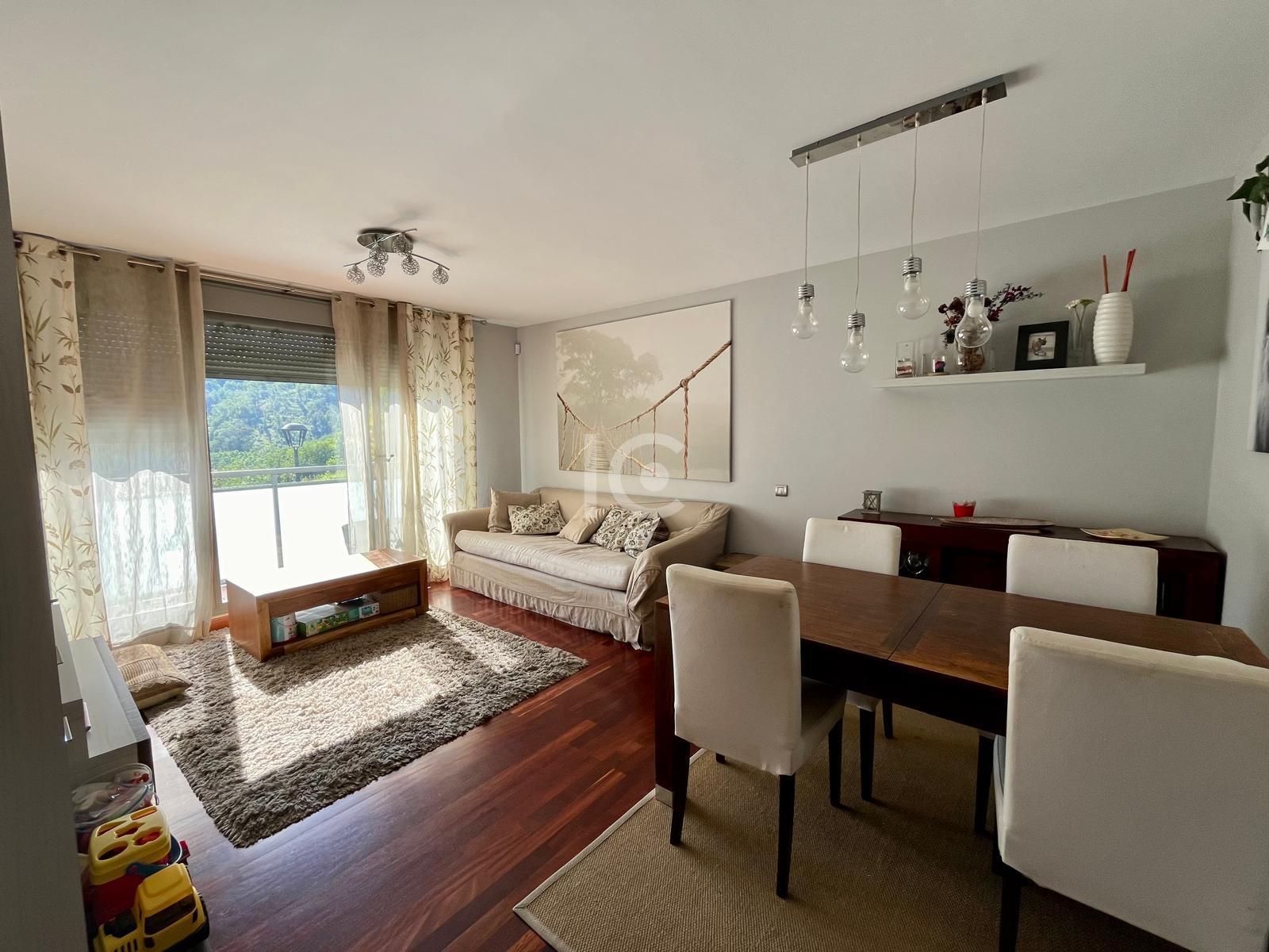 For sale of chalet in Barakaldo