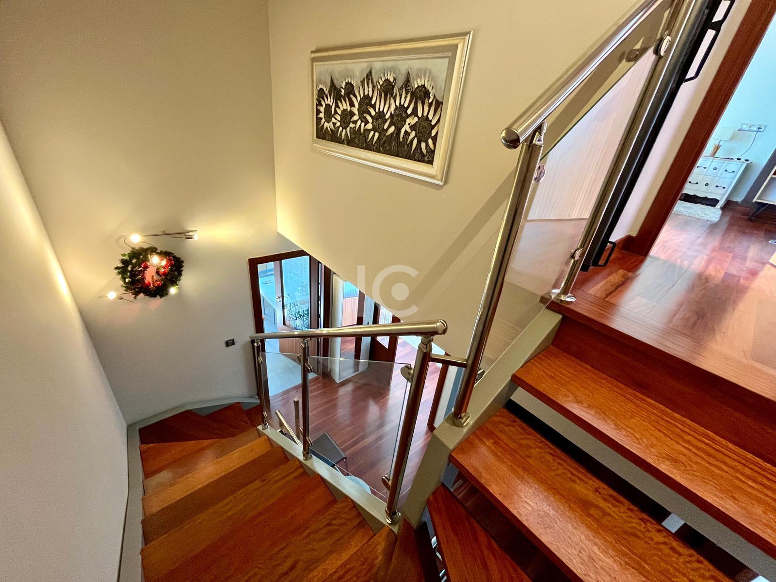For sale of chalet in Barakaldo