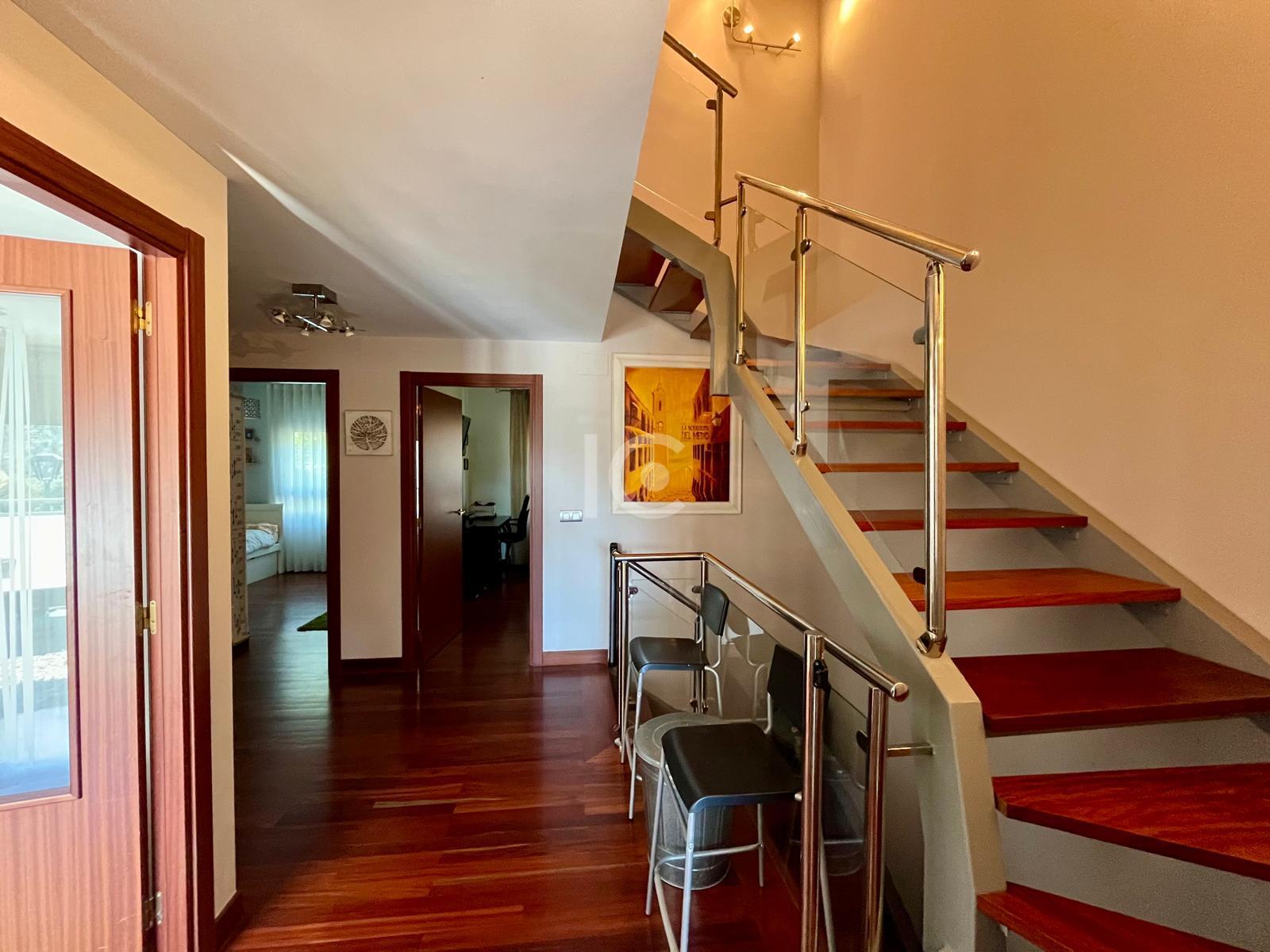 For sale of chalet in Barakaldo