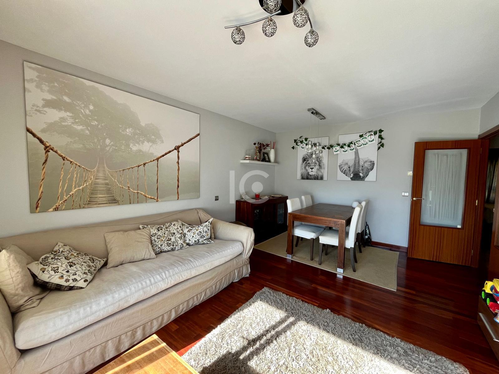 For sale of chalet in Barakaldo