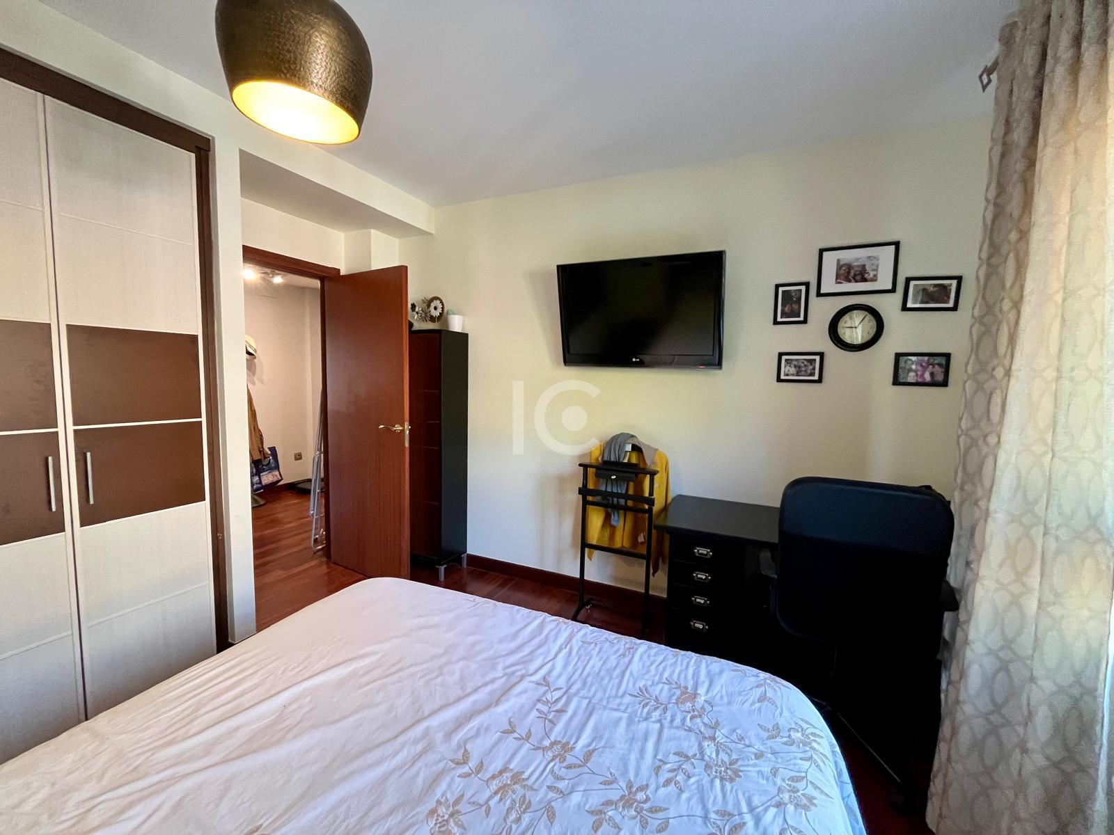 For sale of chalet in Barakaldo