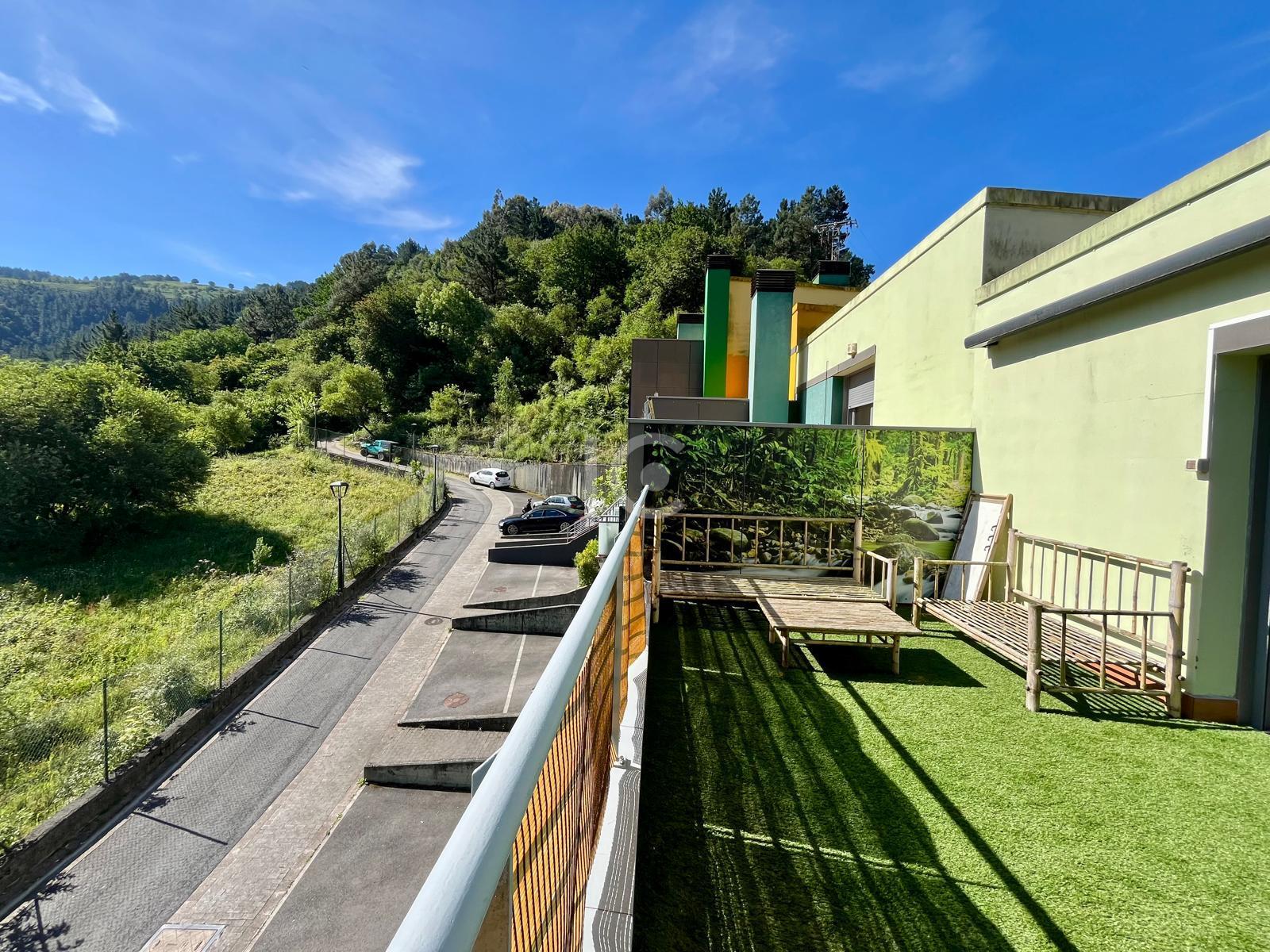 For sale of chalet in Barakaldo