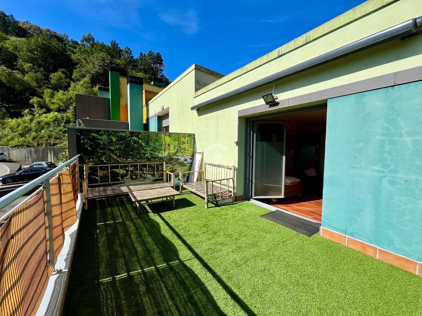 For sale of chalet in Barakaldo