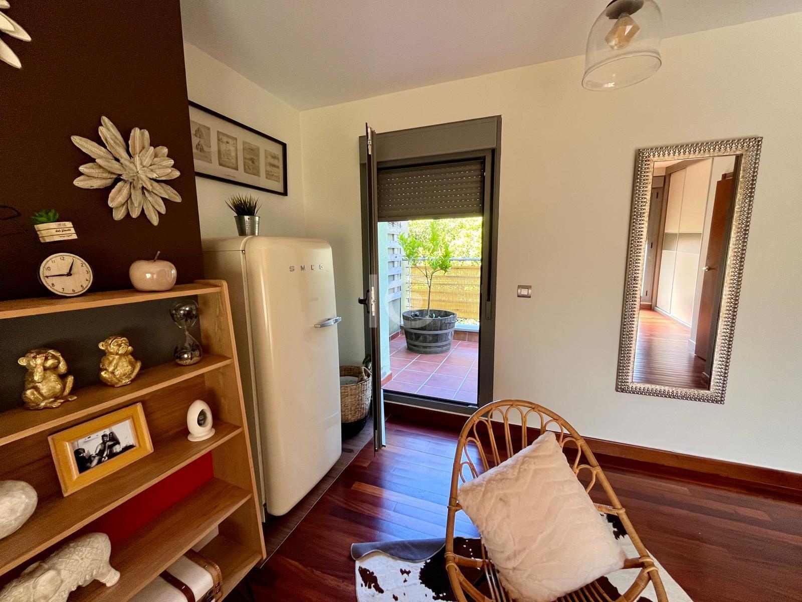 For sale of chalet in Barakaldo