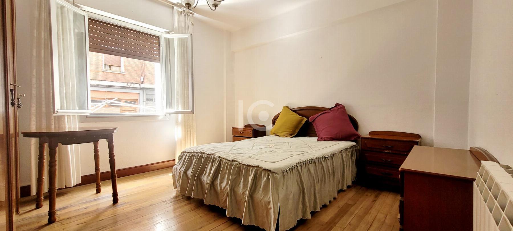 For sale of flat in Portugalete