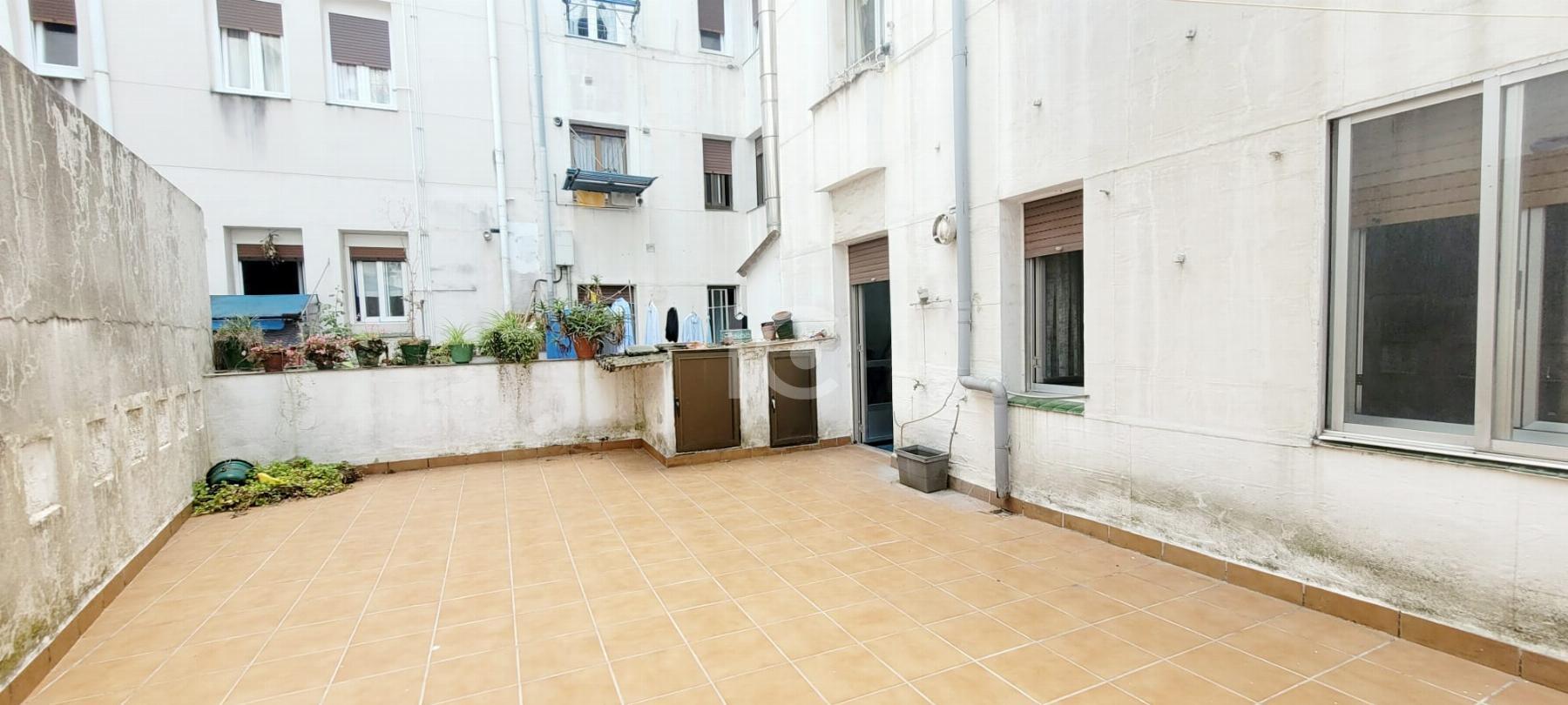 For sale of flat in Portugalete