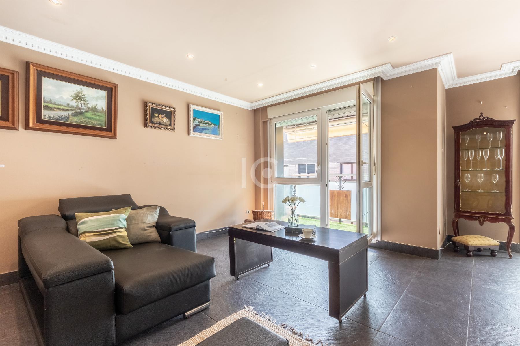 For sale of flat in Algorta
