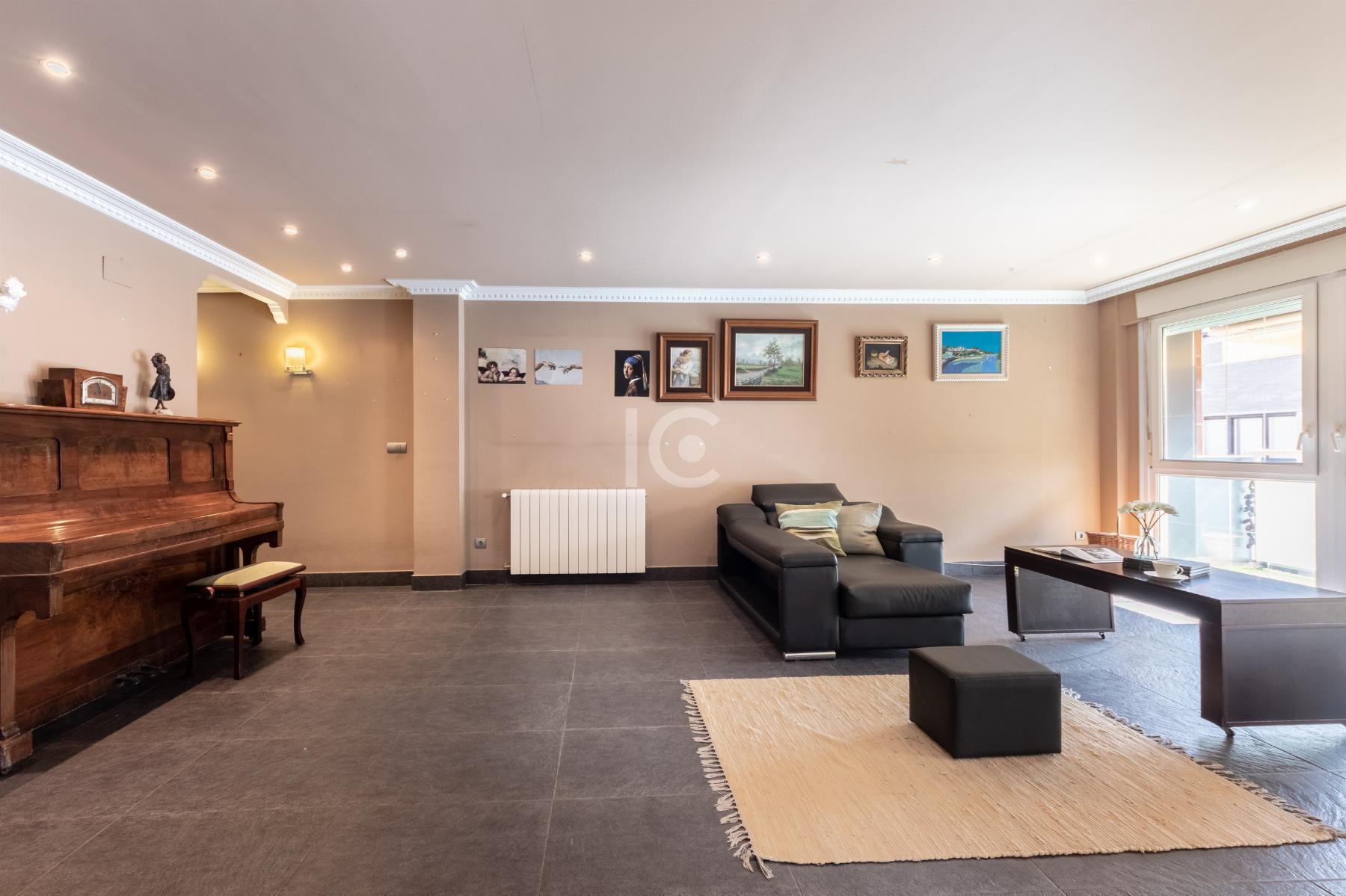 For sale of flat in Algorta
