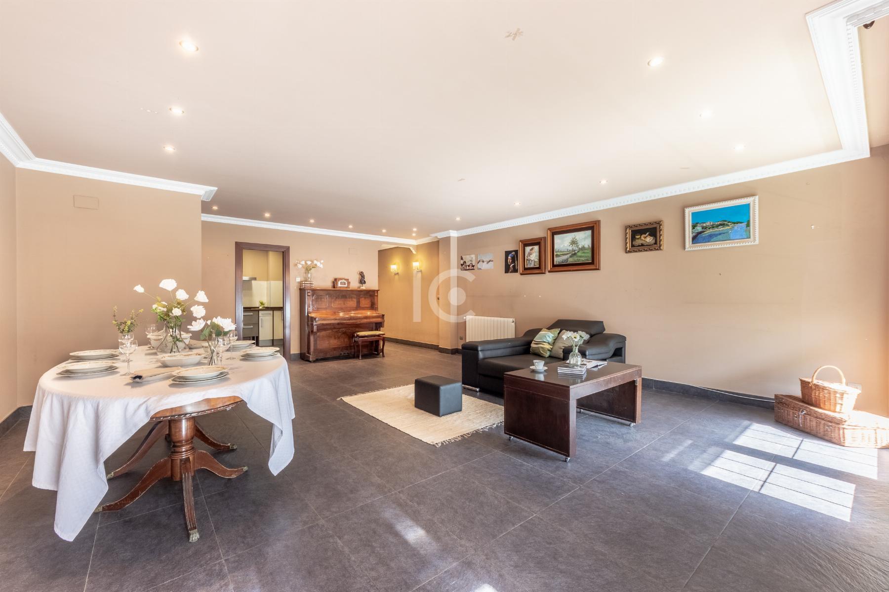For sale of flat in Algorta