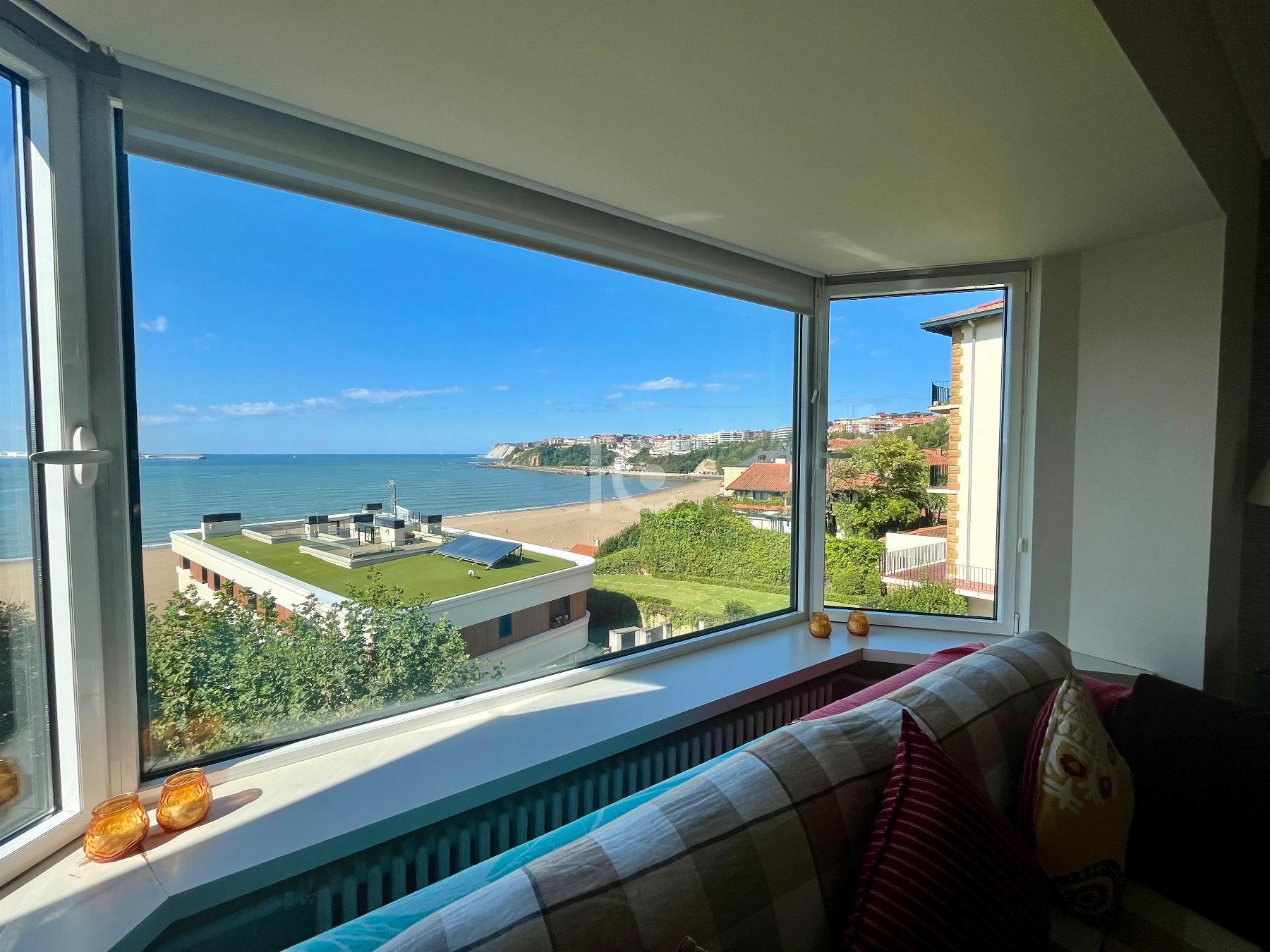 For sale of duplex in Getxo