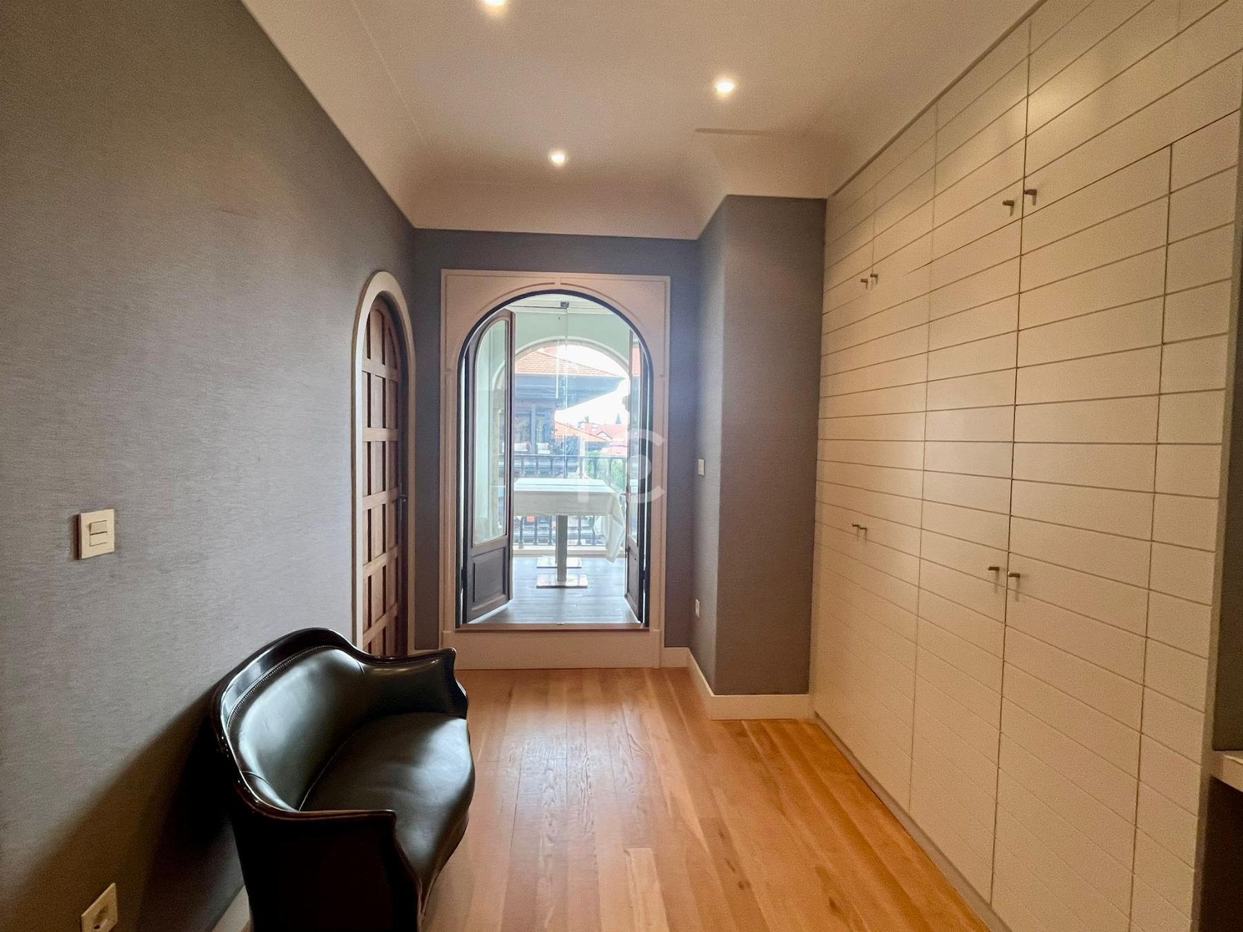 For sale of duplex in Getxo