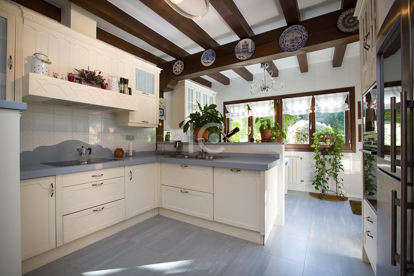For sale of chalet in Zeanuri