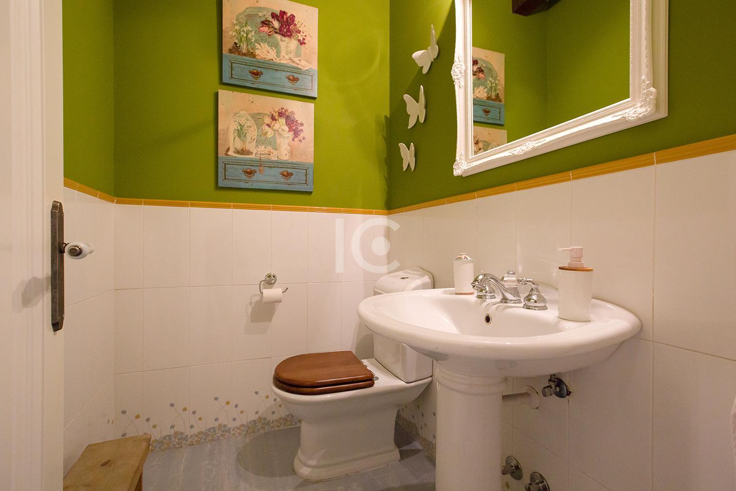 For sale of chalet in Zeanuri