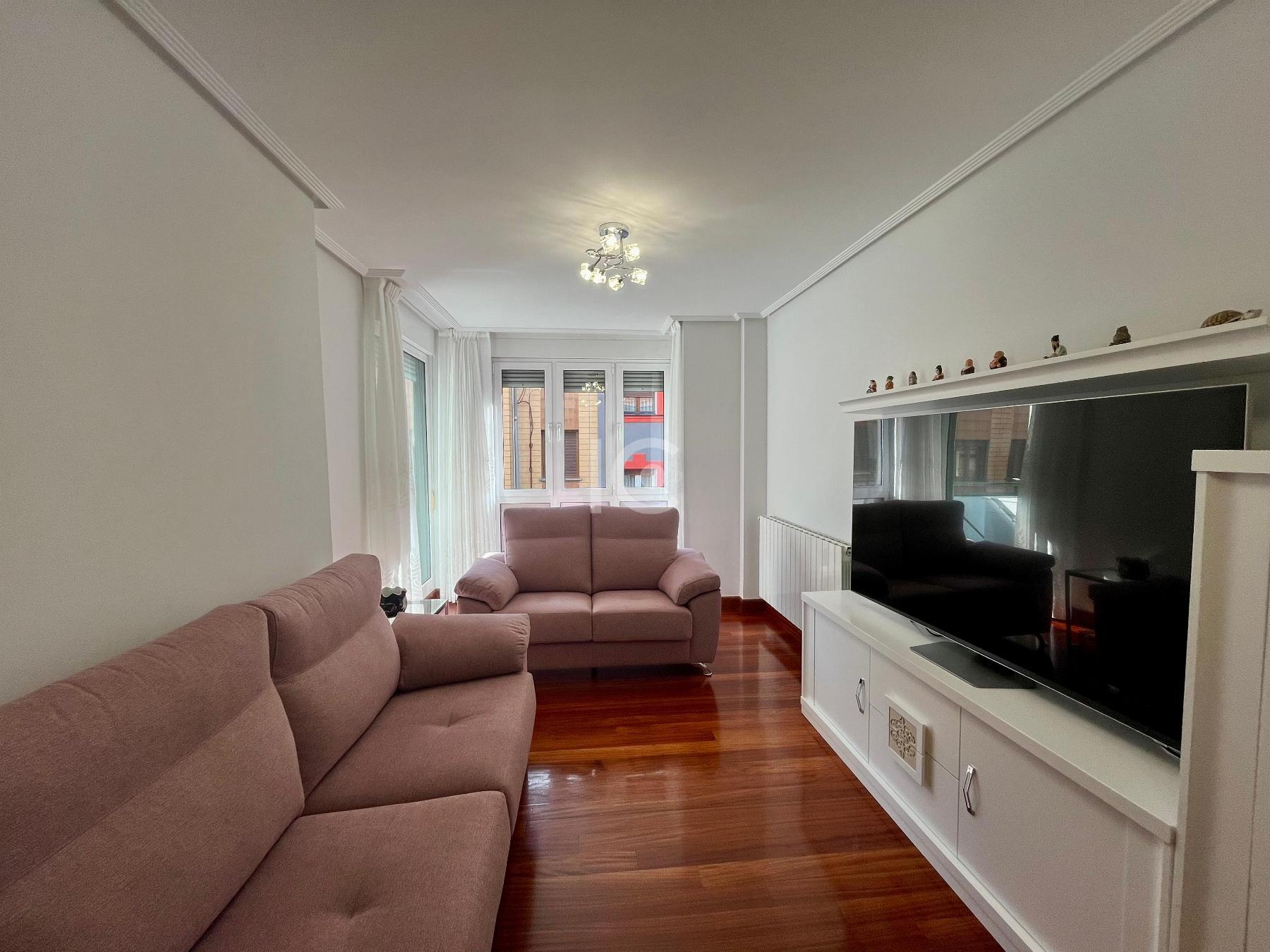 For sale of flat in Sestao