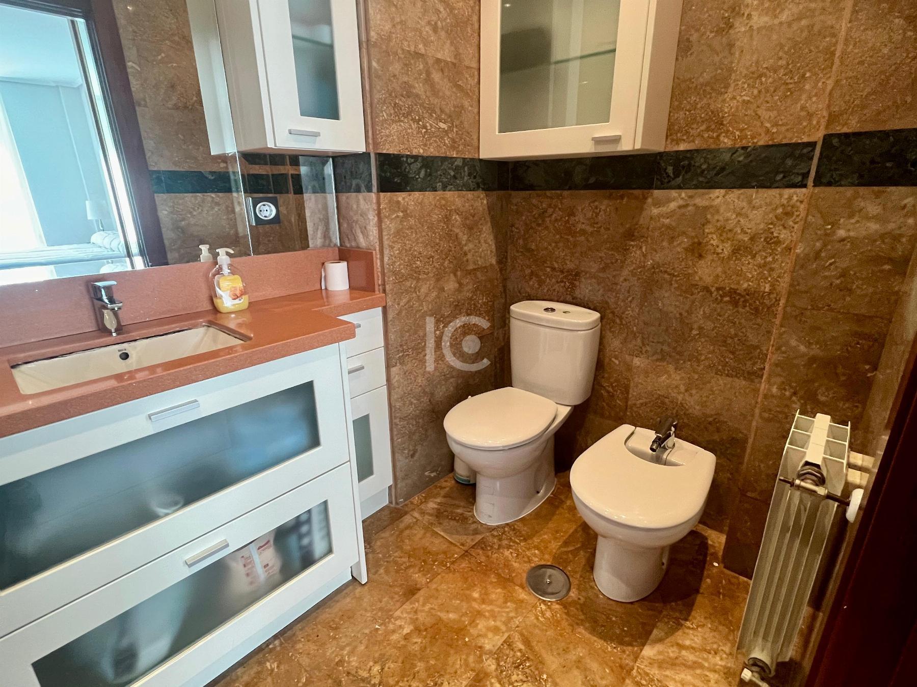 For sale of flat in Sestao