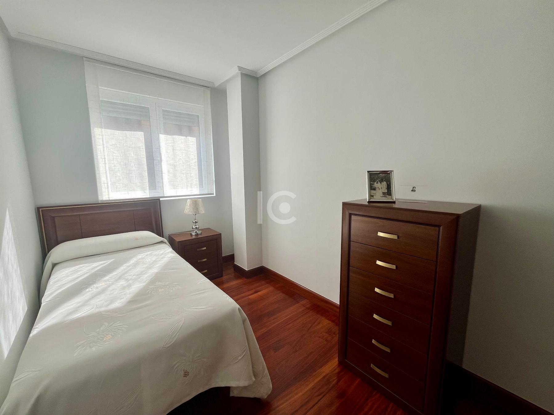 For sale of flat in Sestao