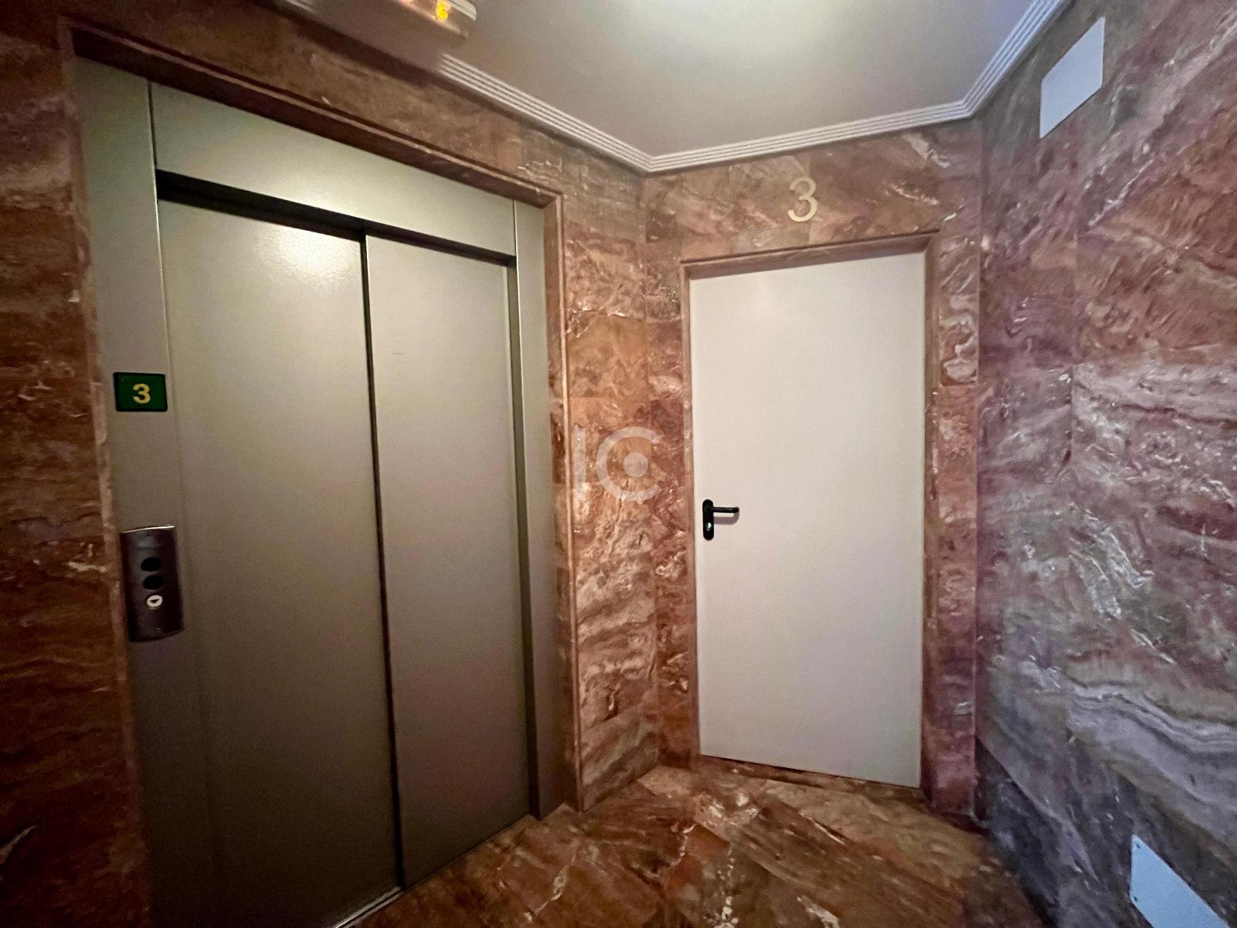 For sale of flat in Sestao
