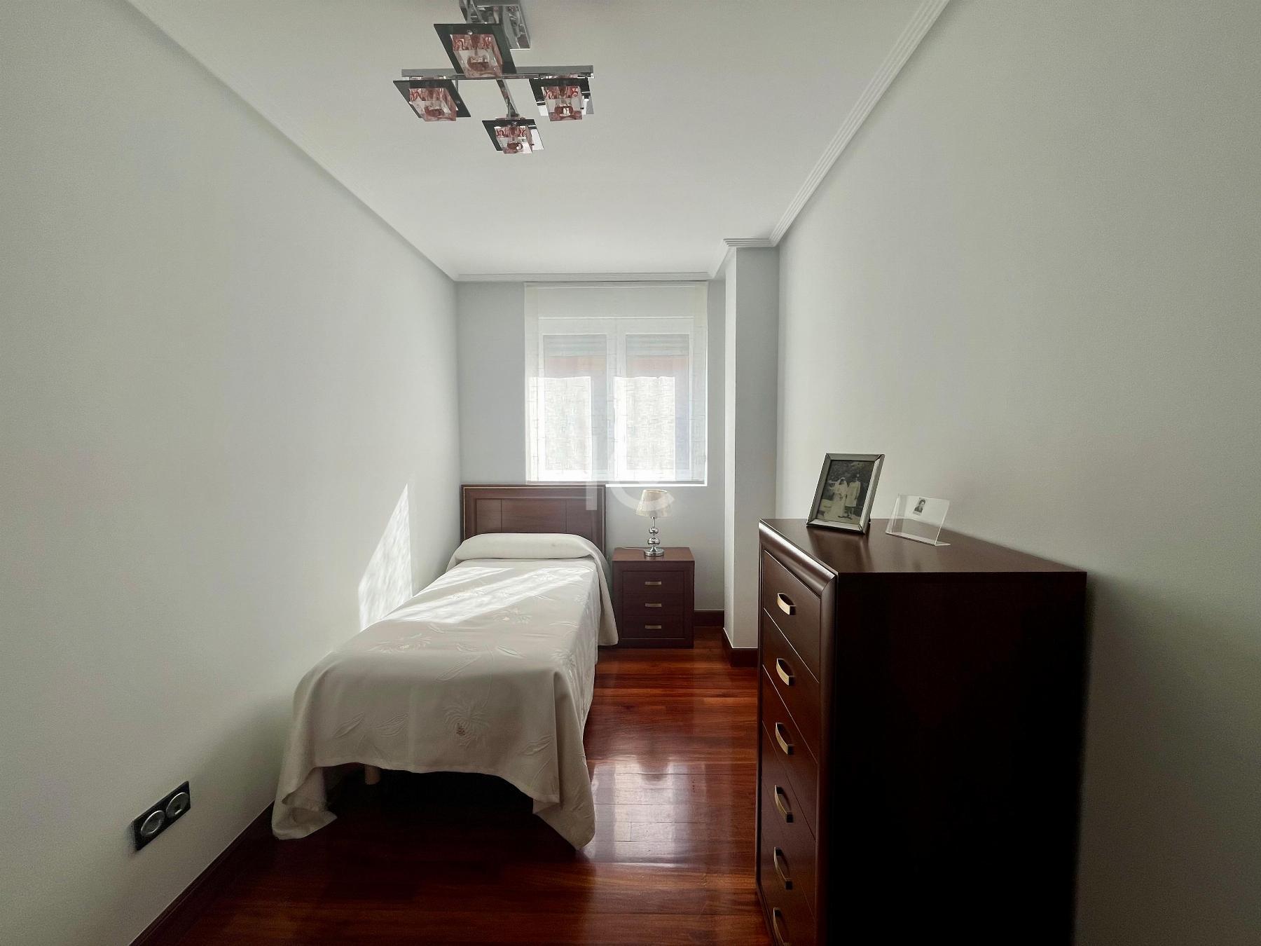 For sale of flat in Sestao