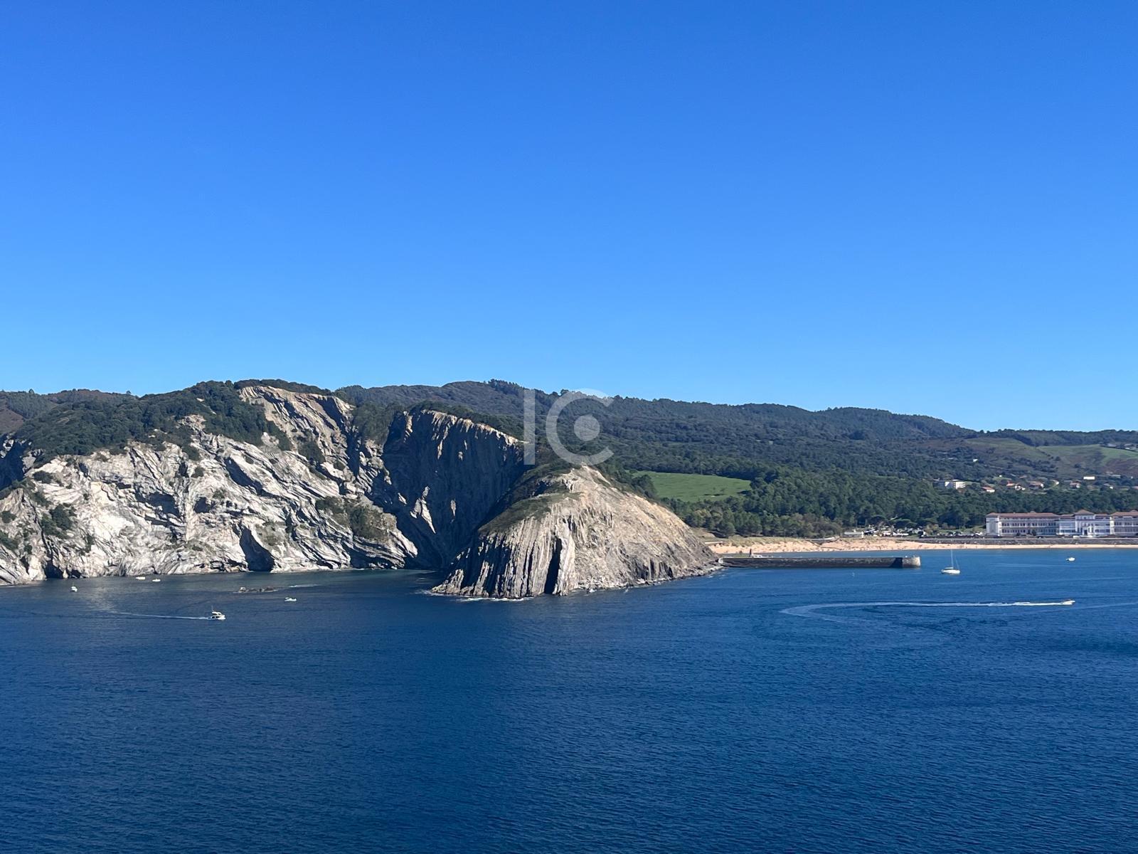 For sale of land in Plentzia