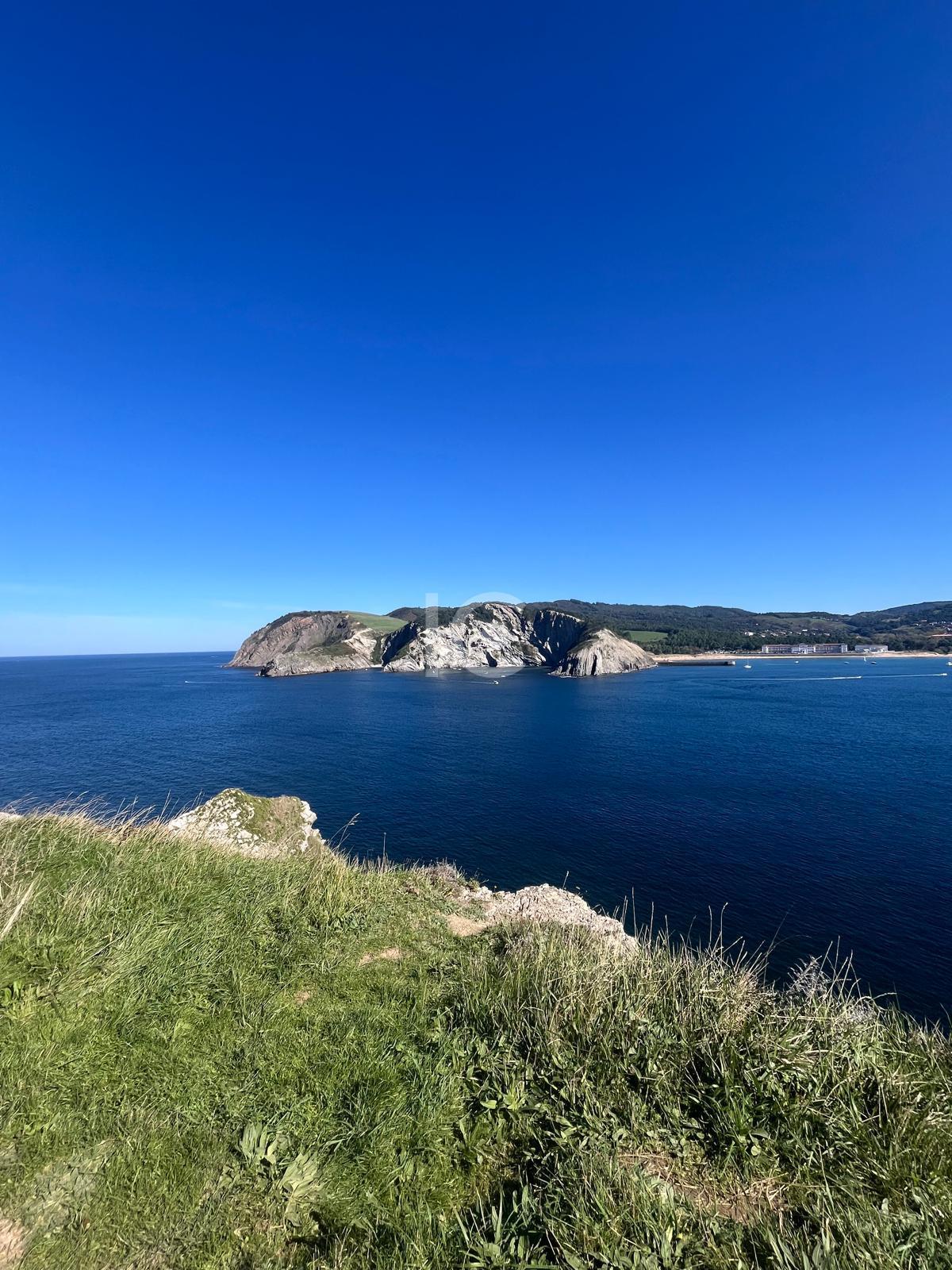 For sale of land in Plentzia