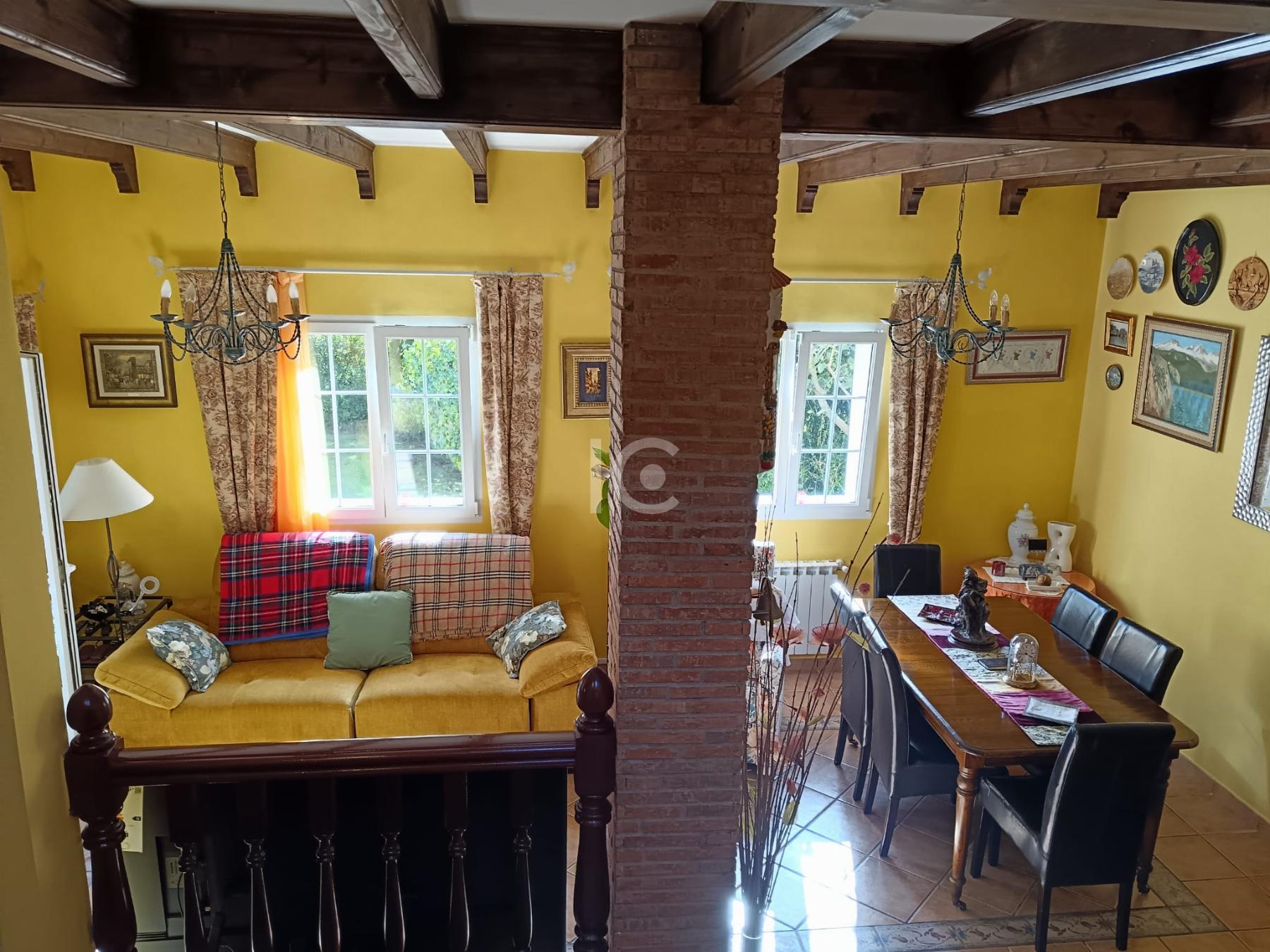 For sale of chalet in Castro-Urdiales