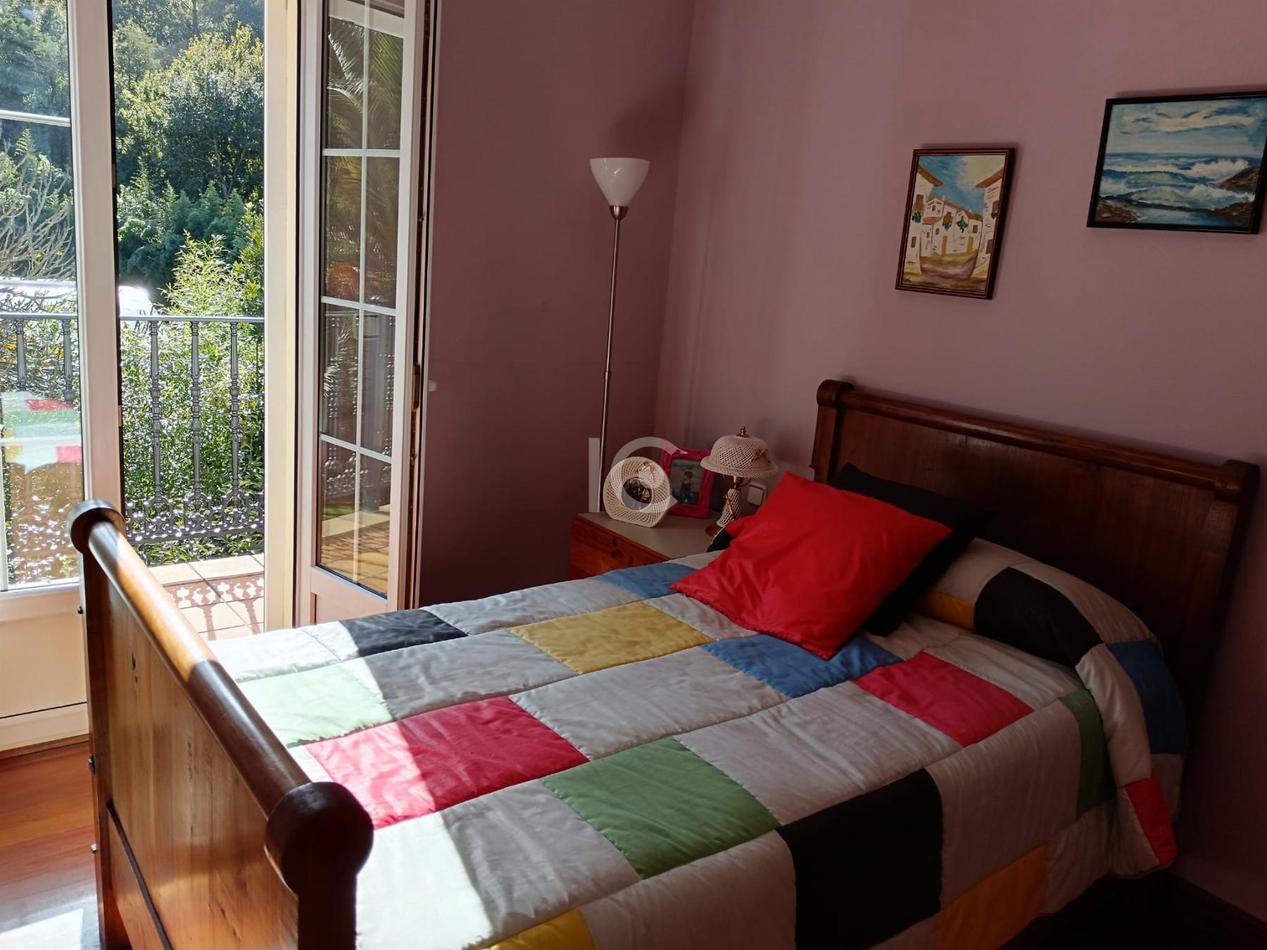 For sale of chalet in Castro-Urdiales
