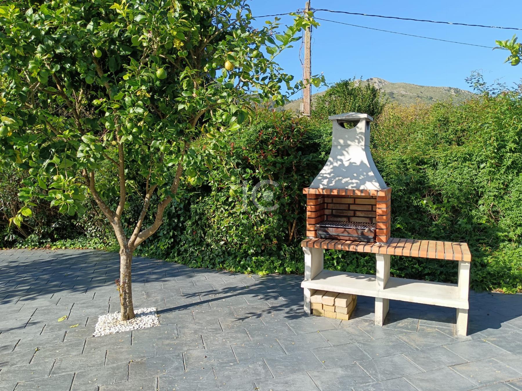 For sale of chalet in Castro-Urdiales