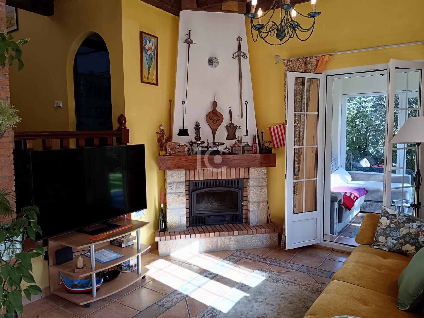 For sale of chalet in Castro-Urdiales