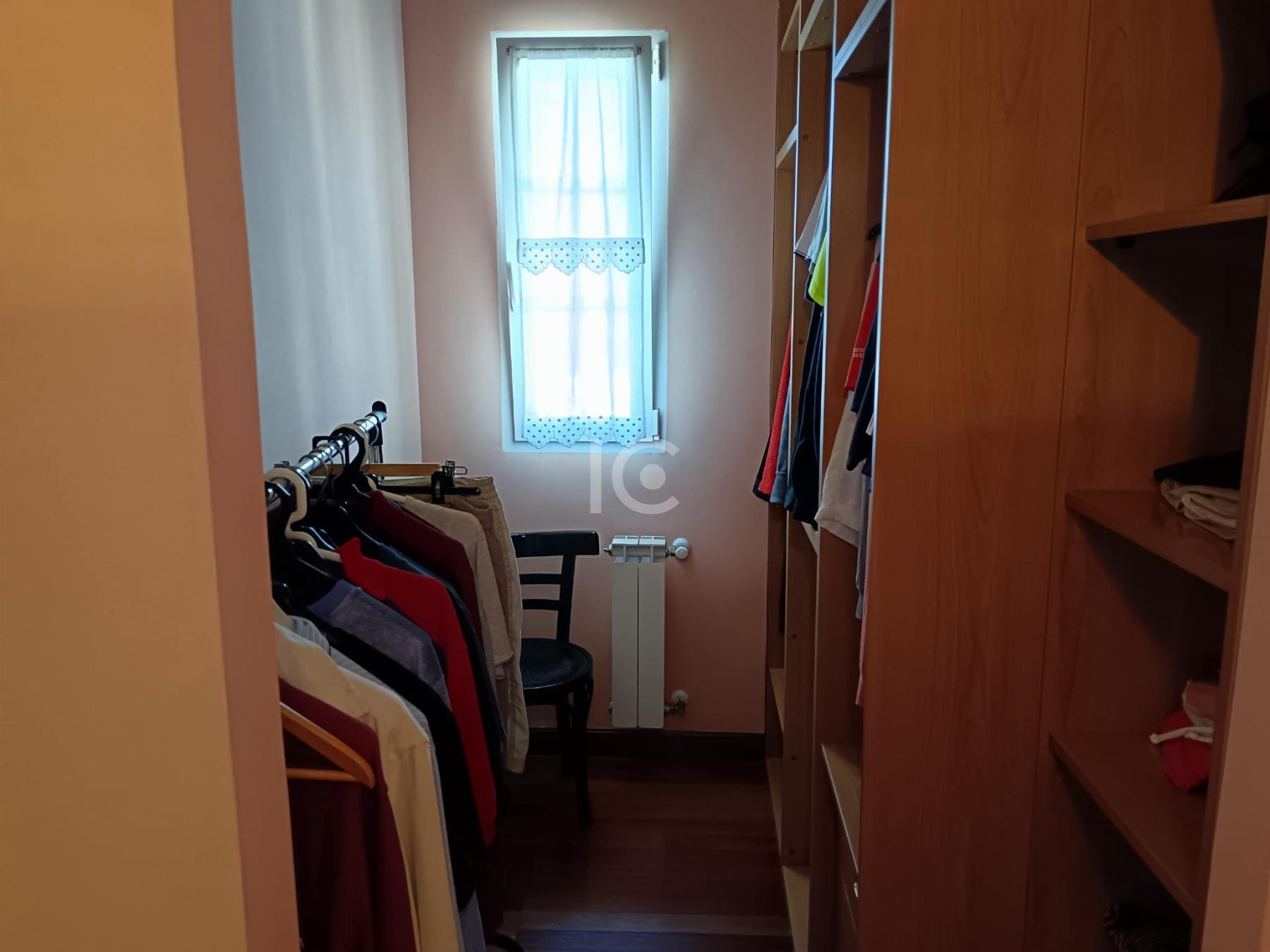 For sale of chalet in Castro-Urdiales