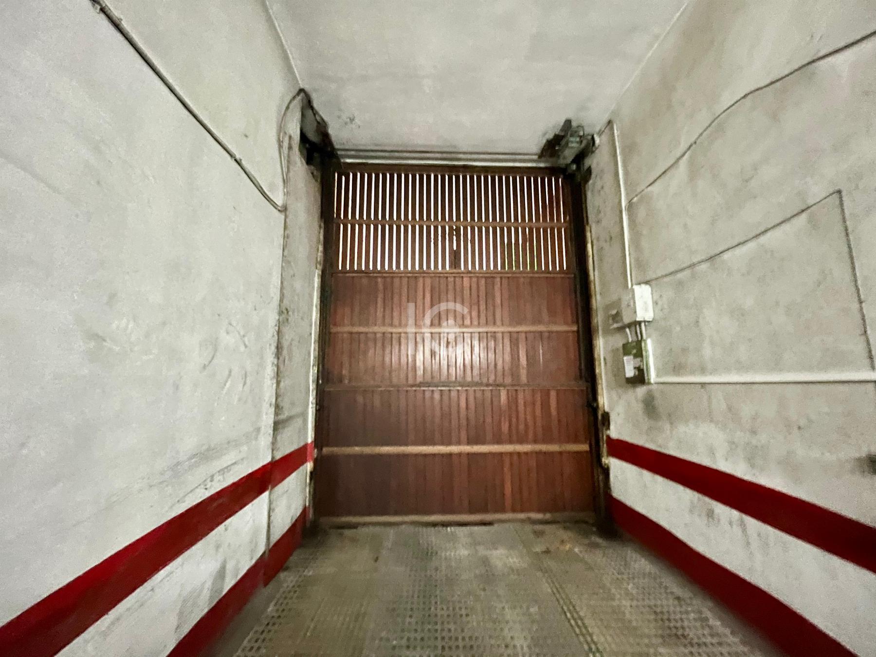 For sale of flat in Getxo