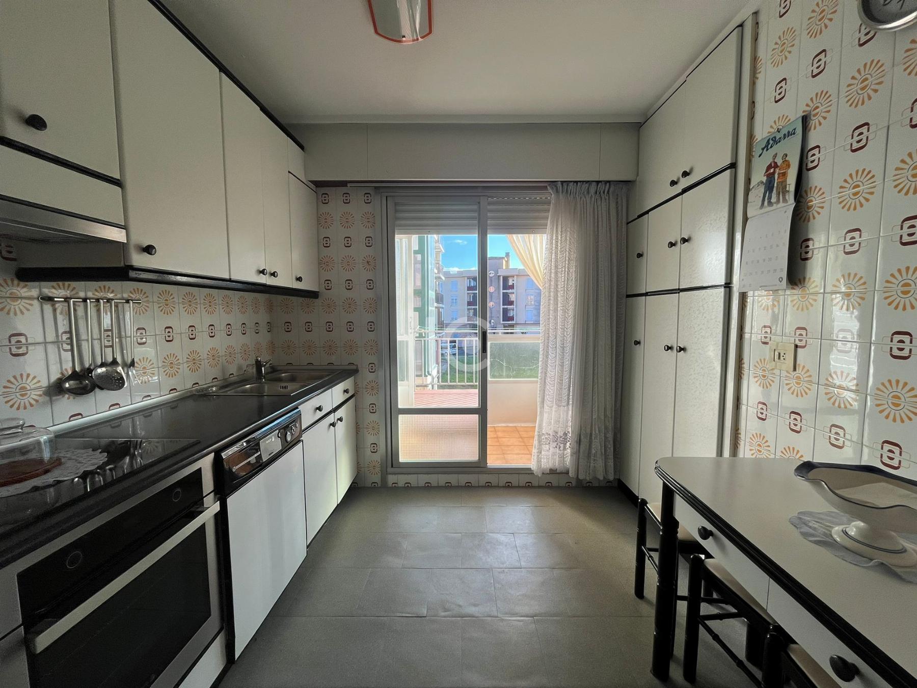 For sale of flat in Derio