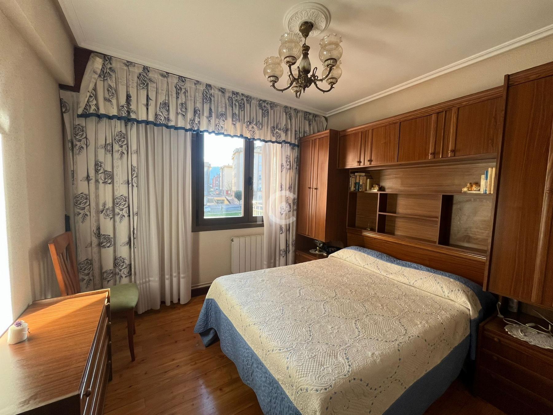 For sale of flat in Derio
