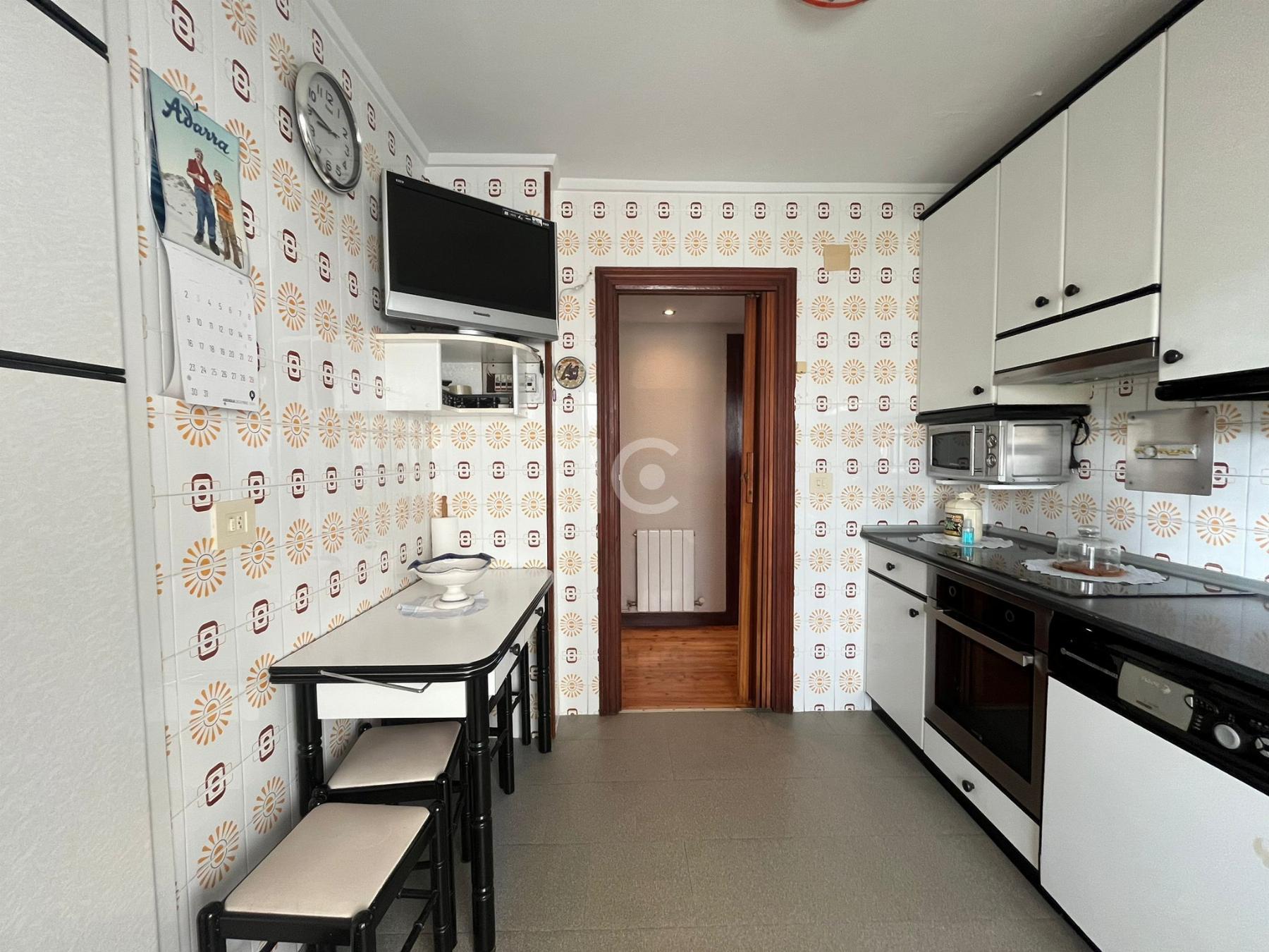 For sale of flat in Derio