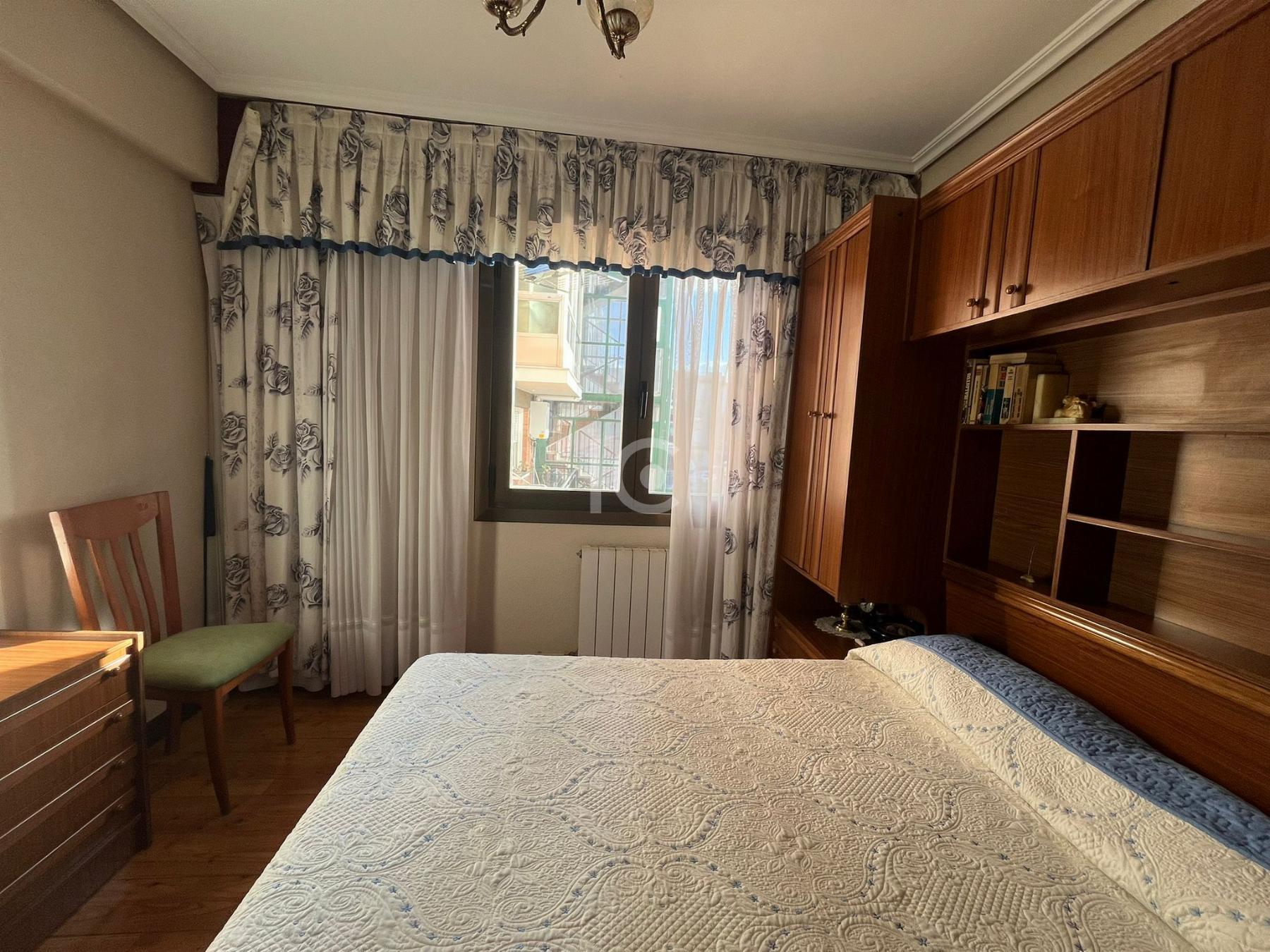 For sale of flat in Derio