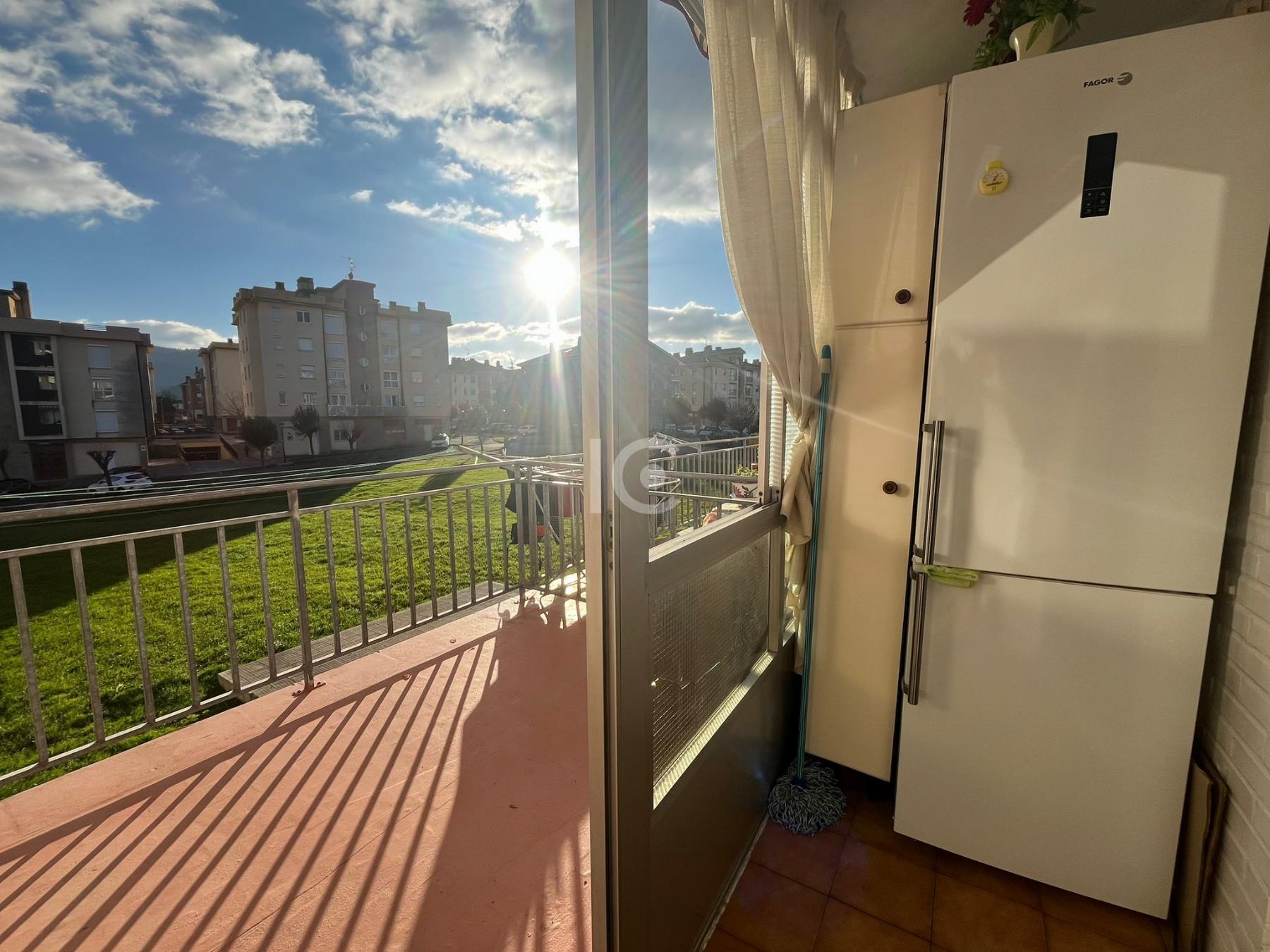 For sale of flat in Derio