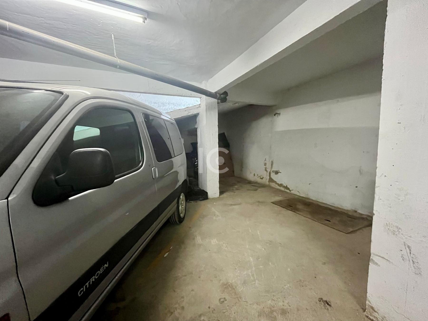 For sale of flat in Derio