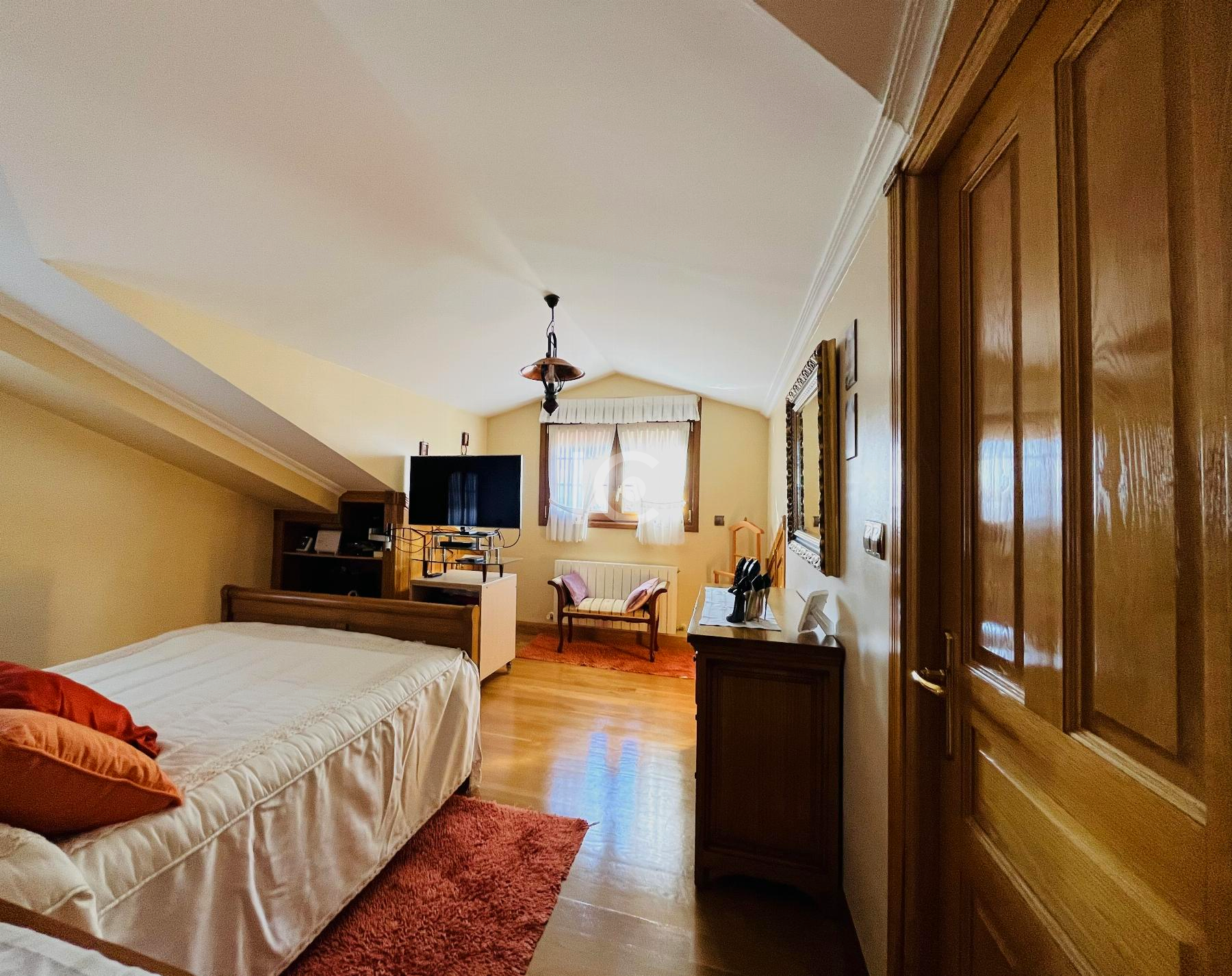 Main bedroom