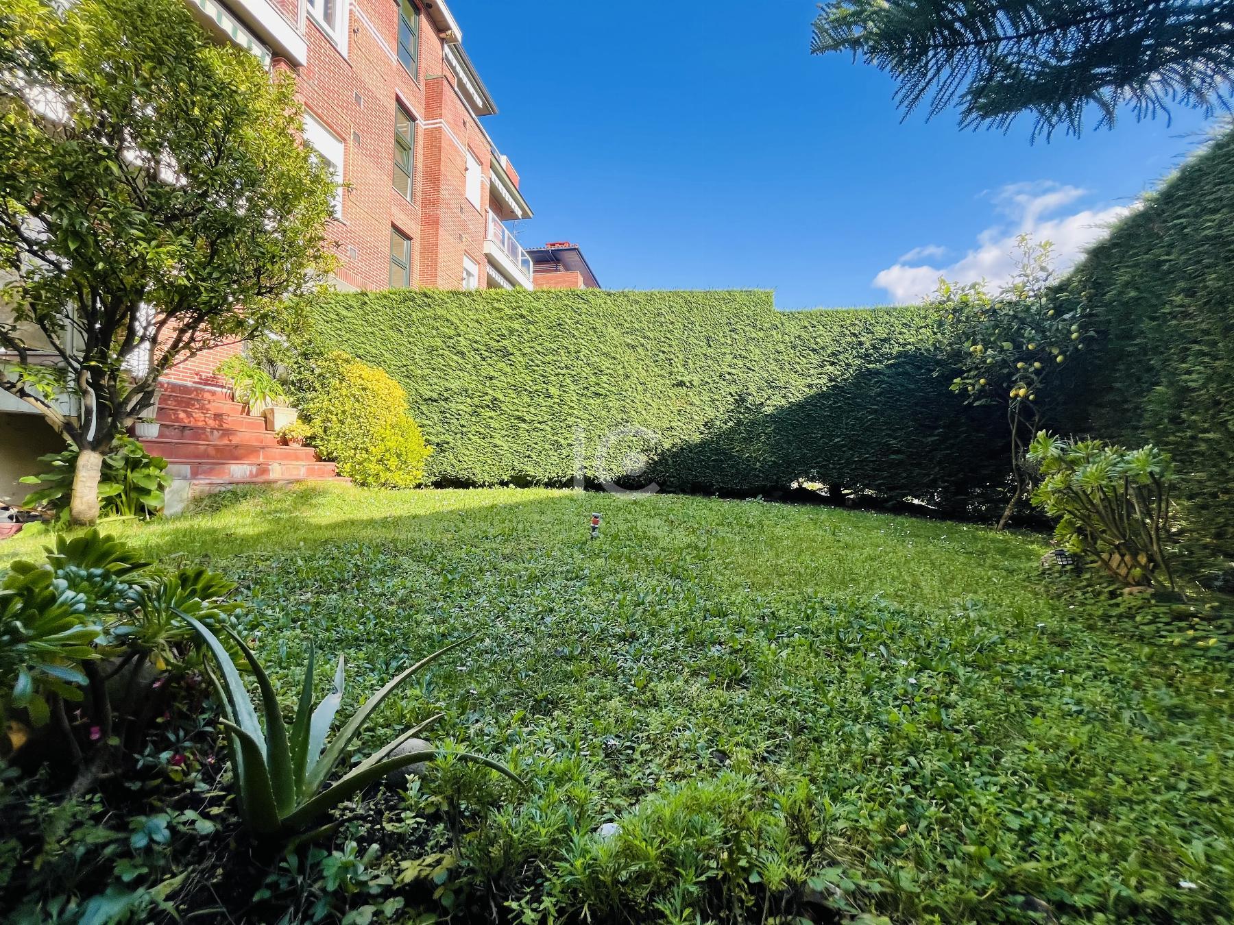 For sale of flat in Berango