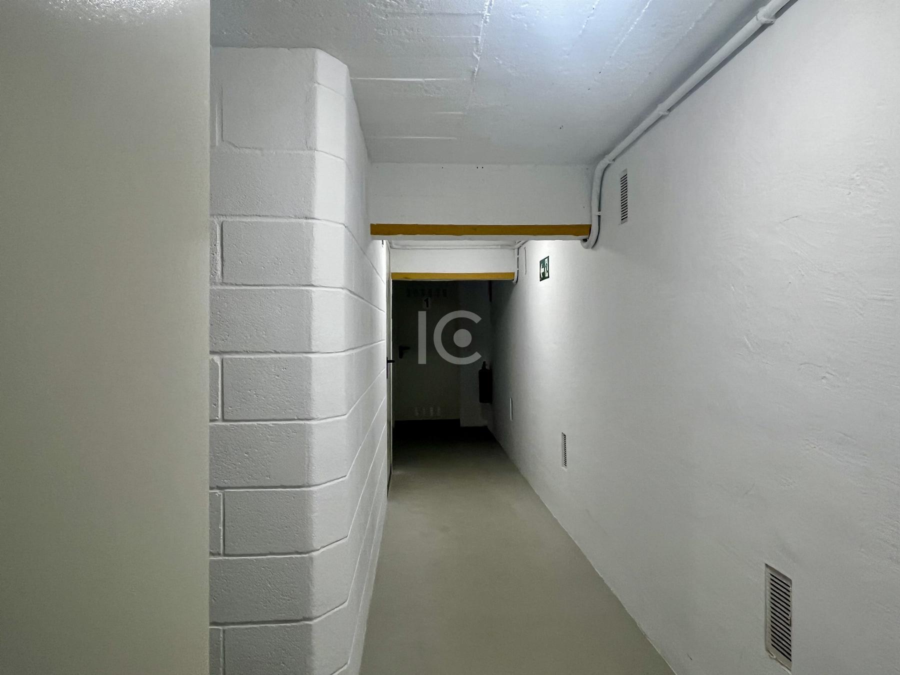 For rent of storage room in Berango