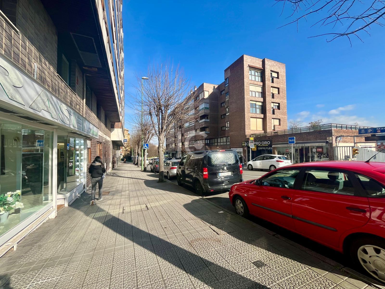 For sale of flat in Algorta