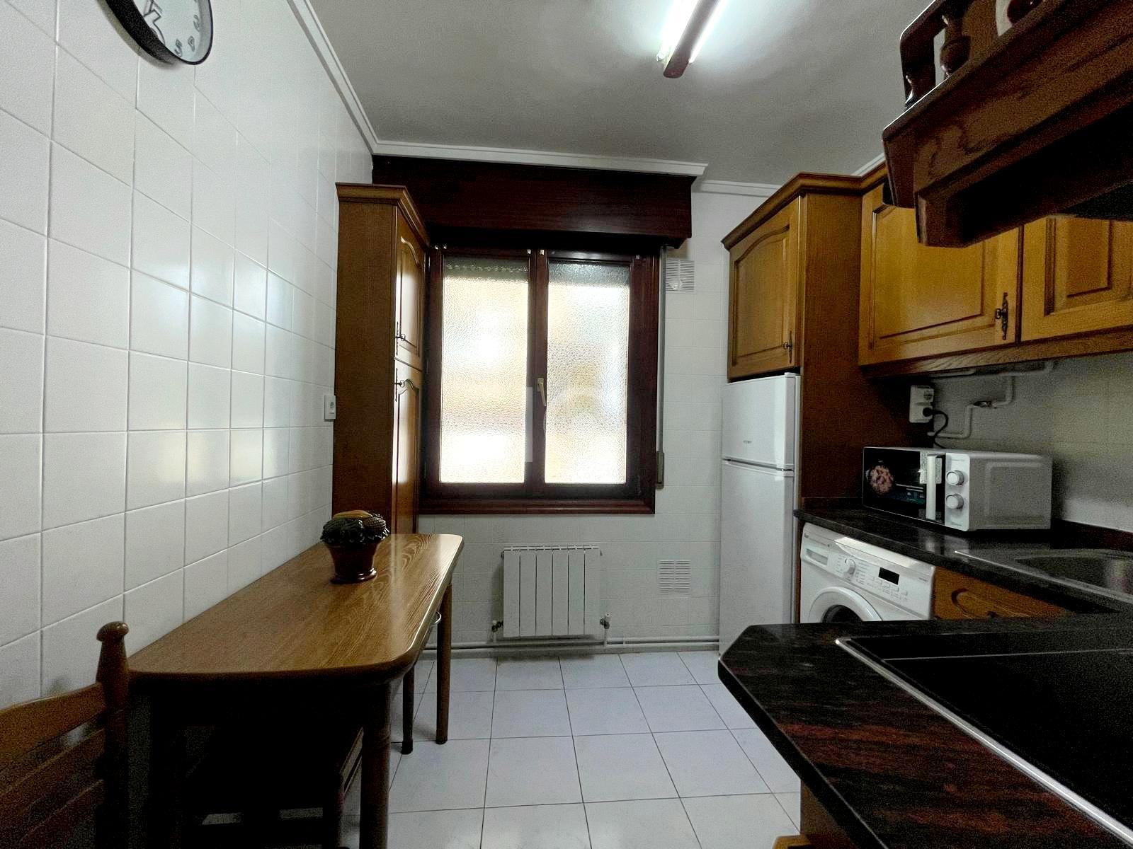For rent of flat in Sondika