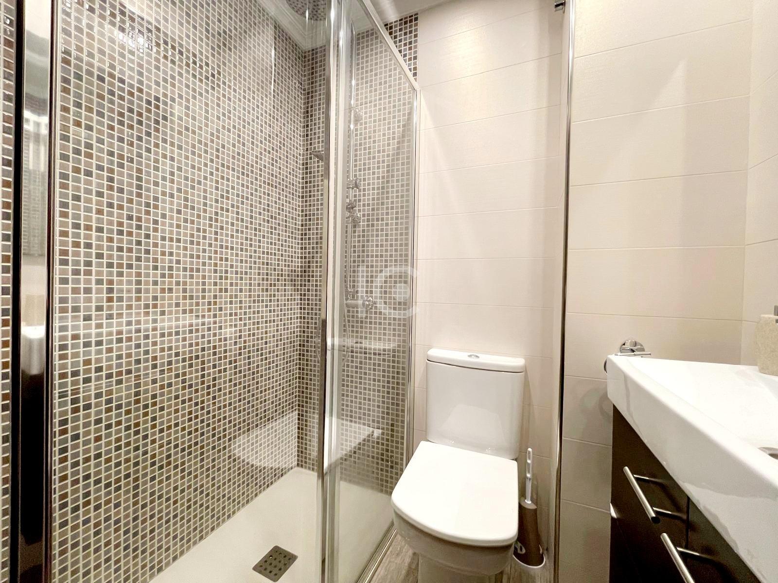 For rent of flat in Sondika
