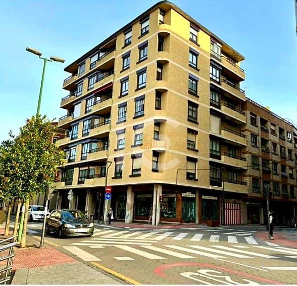 For sale of flat in Getxo