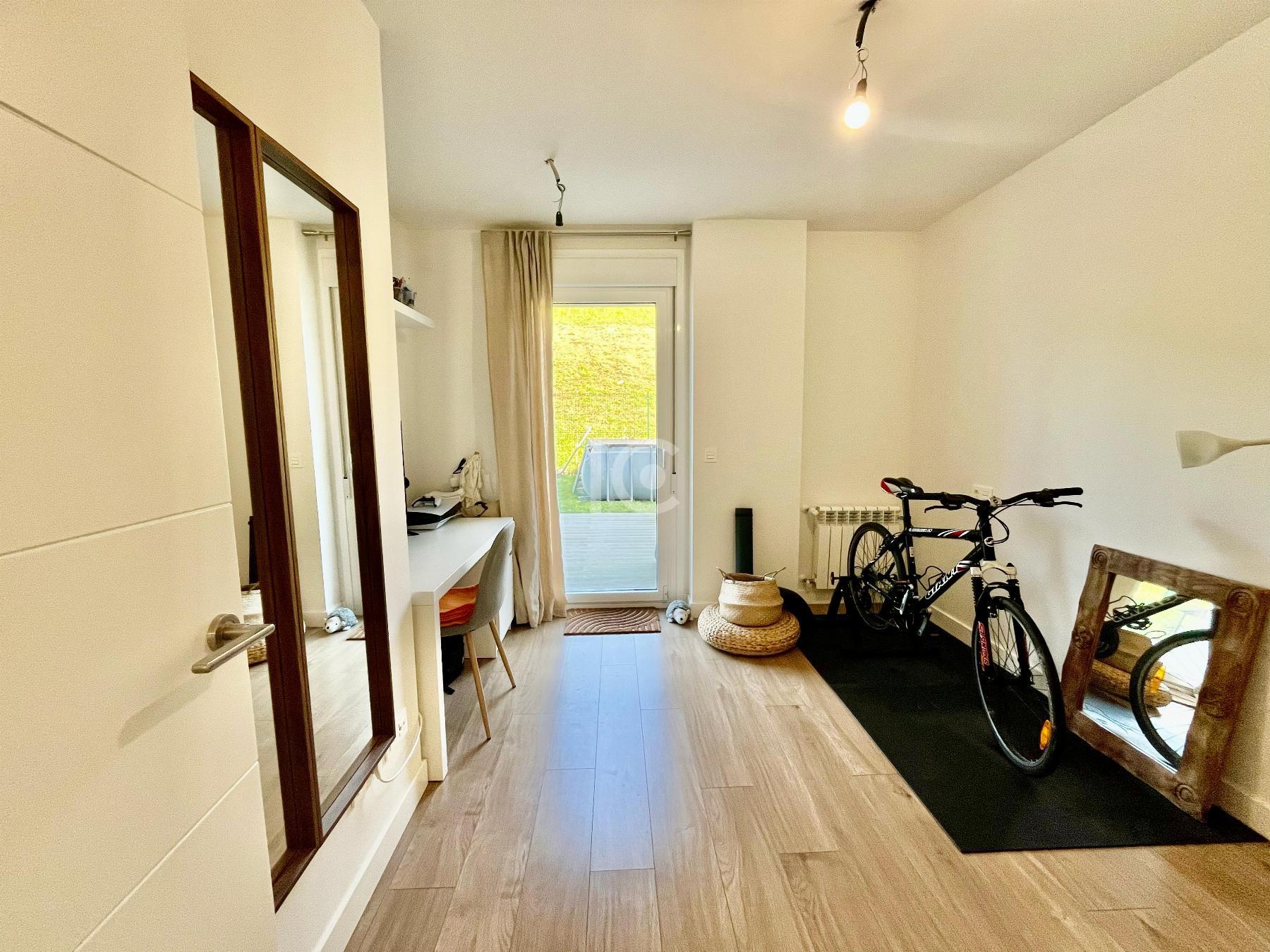 For sale of flat in Leioa