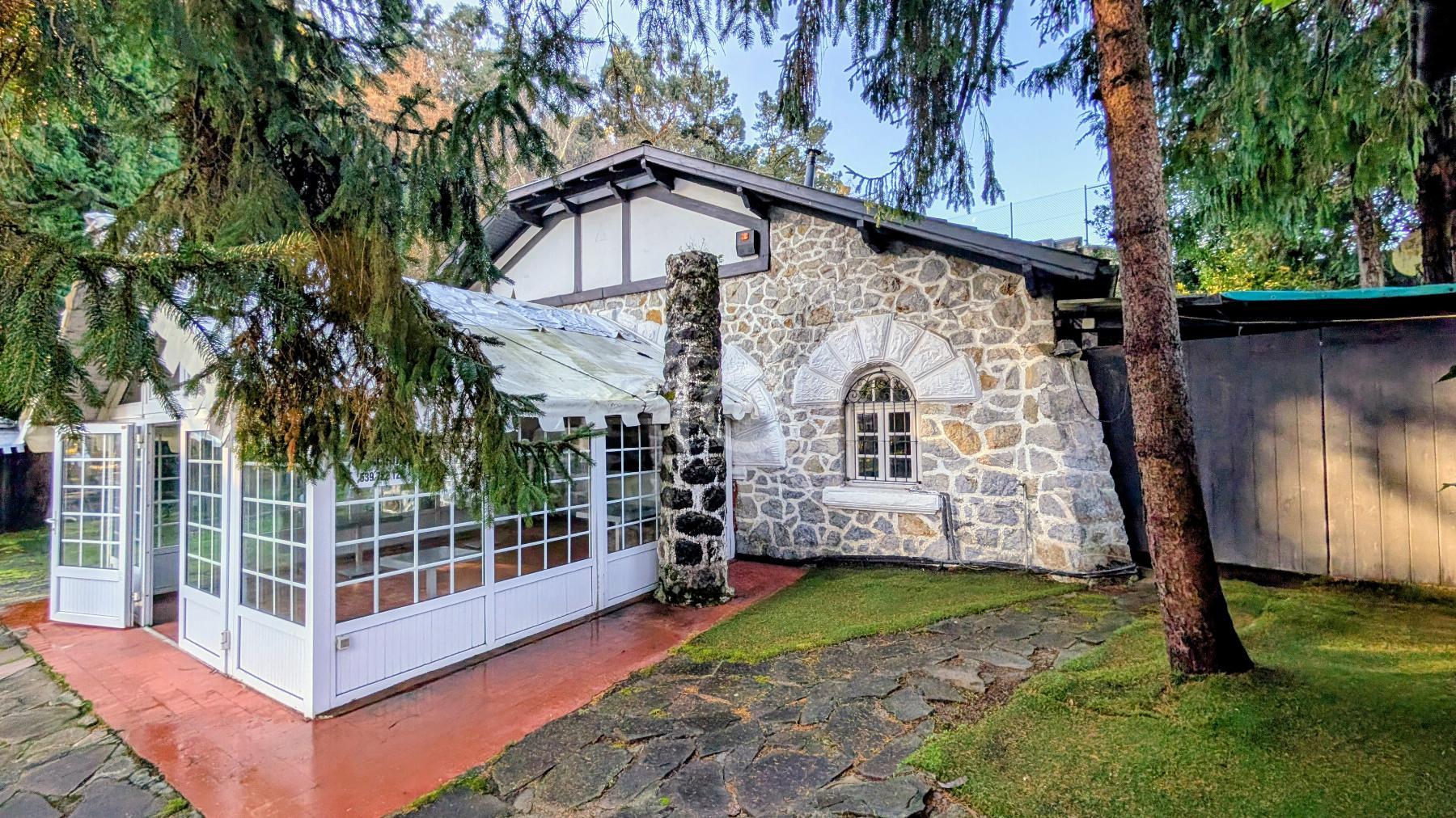 For sale of land in Busturia