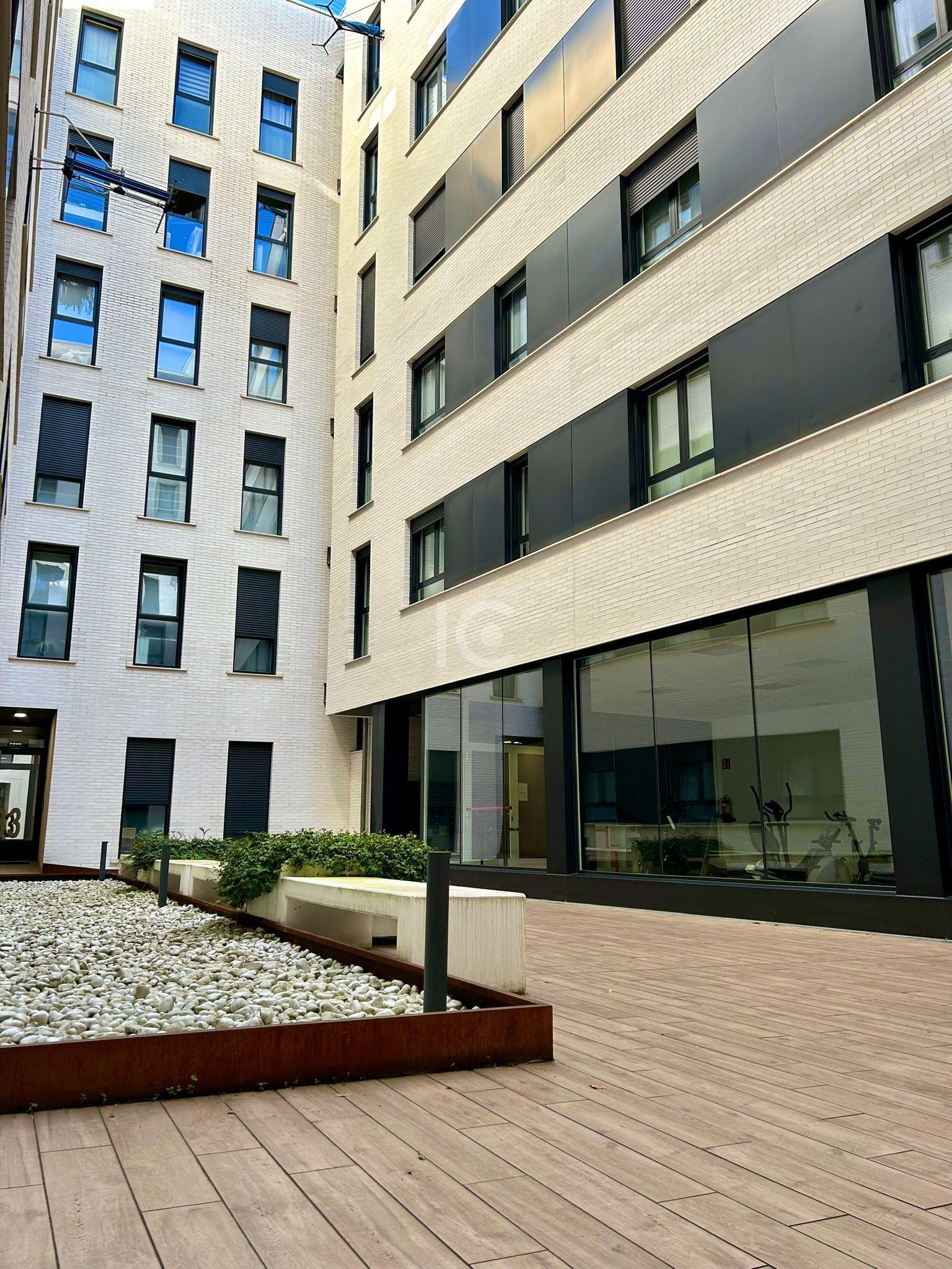 For sale of flat in Getxo